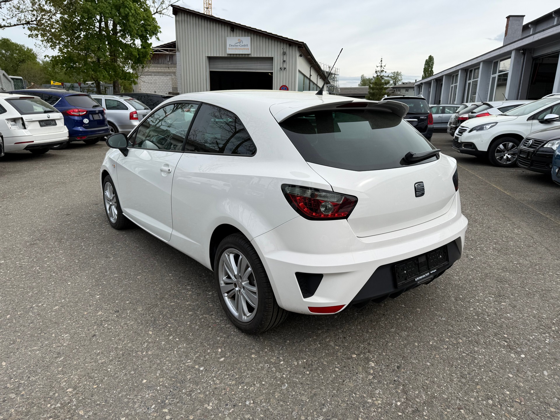 SEAT Ibiza SC 1.4 TSI Cupra DSG-image-2