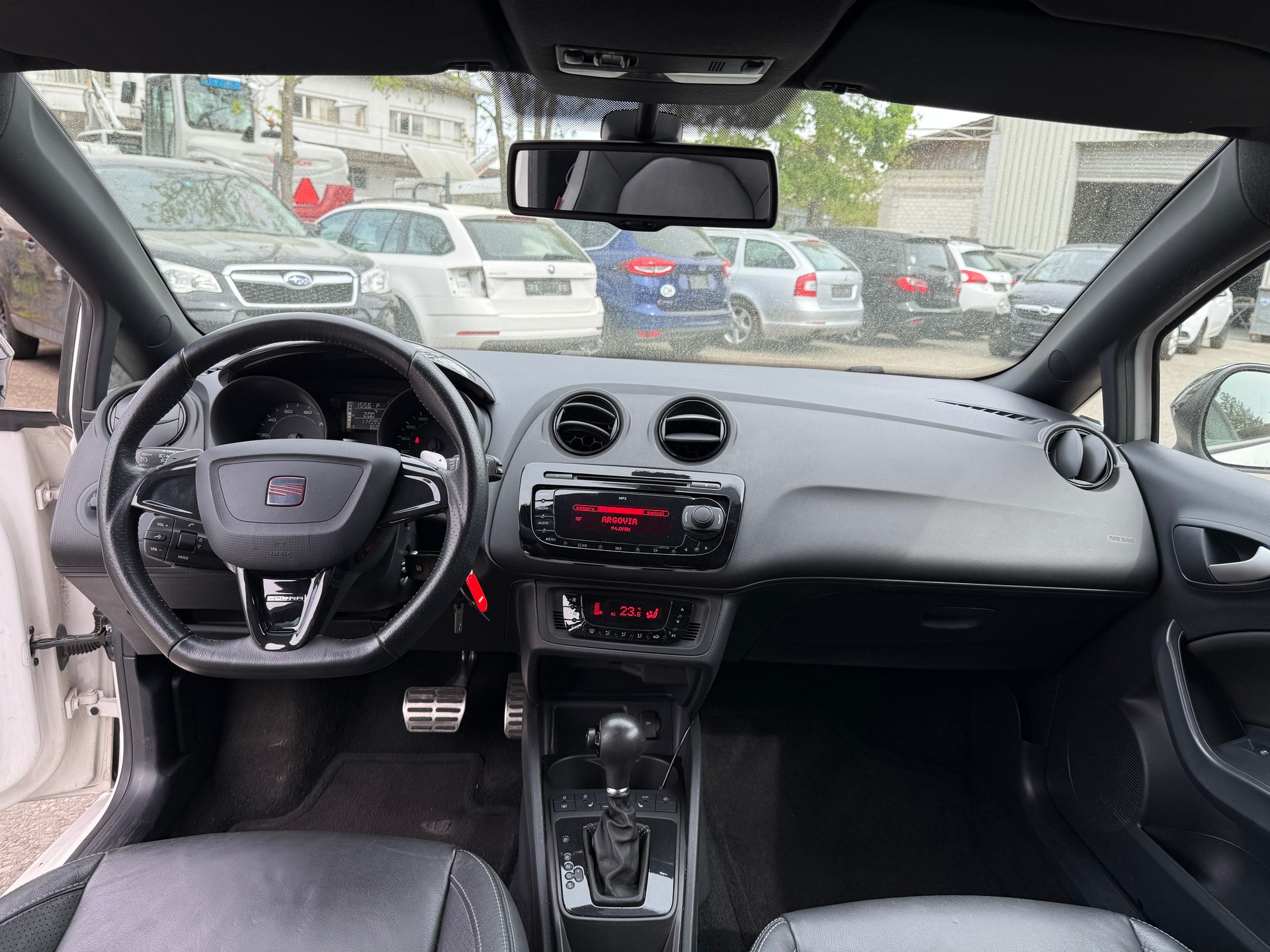 SEAT Ibiza SC 1.4 TSI Cupra DSG-image-7