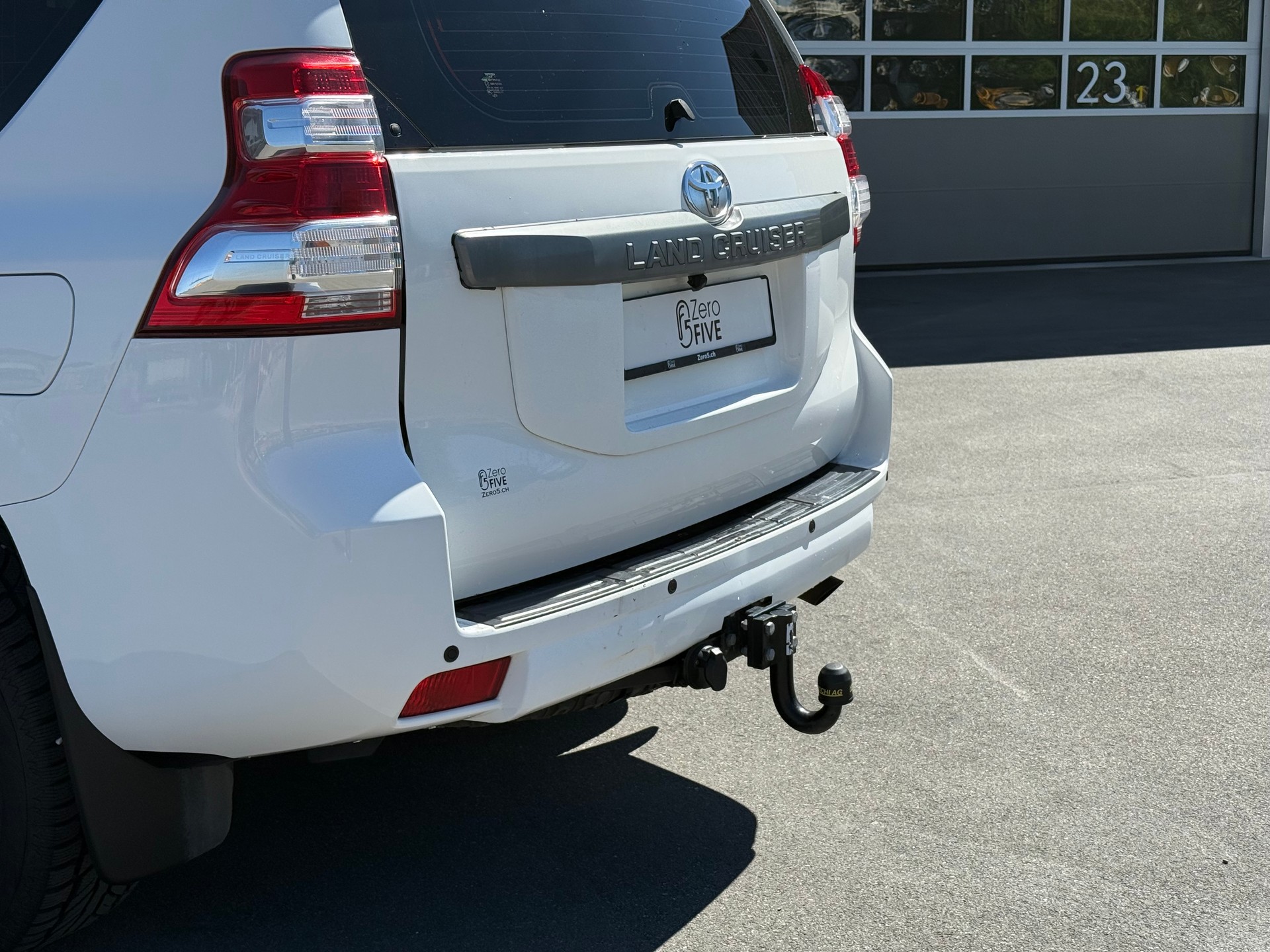 TOYOTA Land Cruiser 3.0TD-image-4