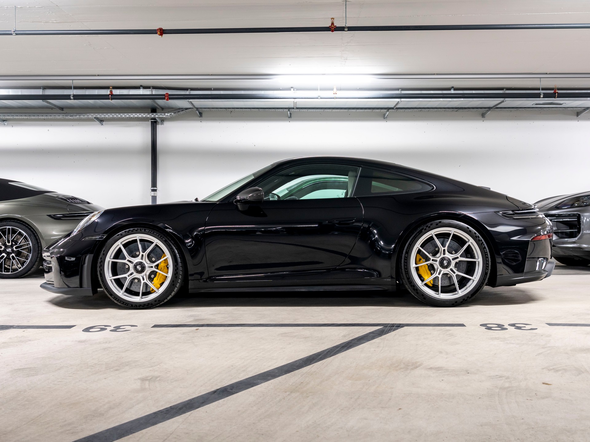 PORSCHE 911 Carrera GT3 PDK Touring-image-1
