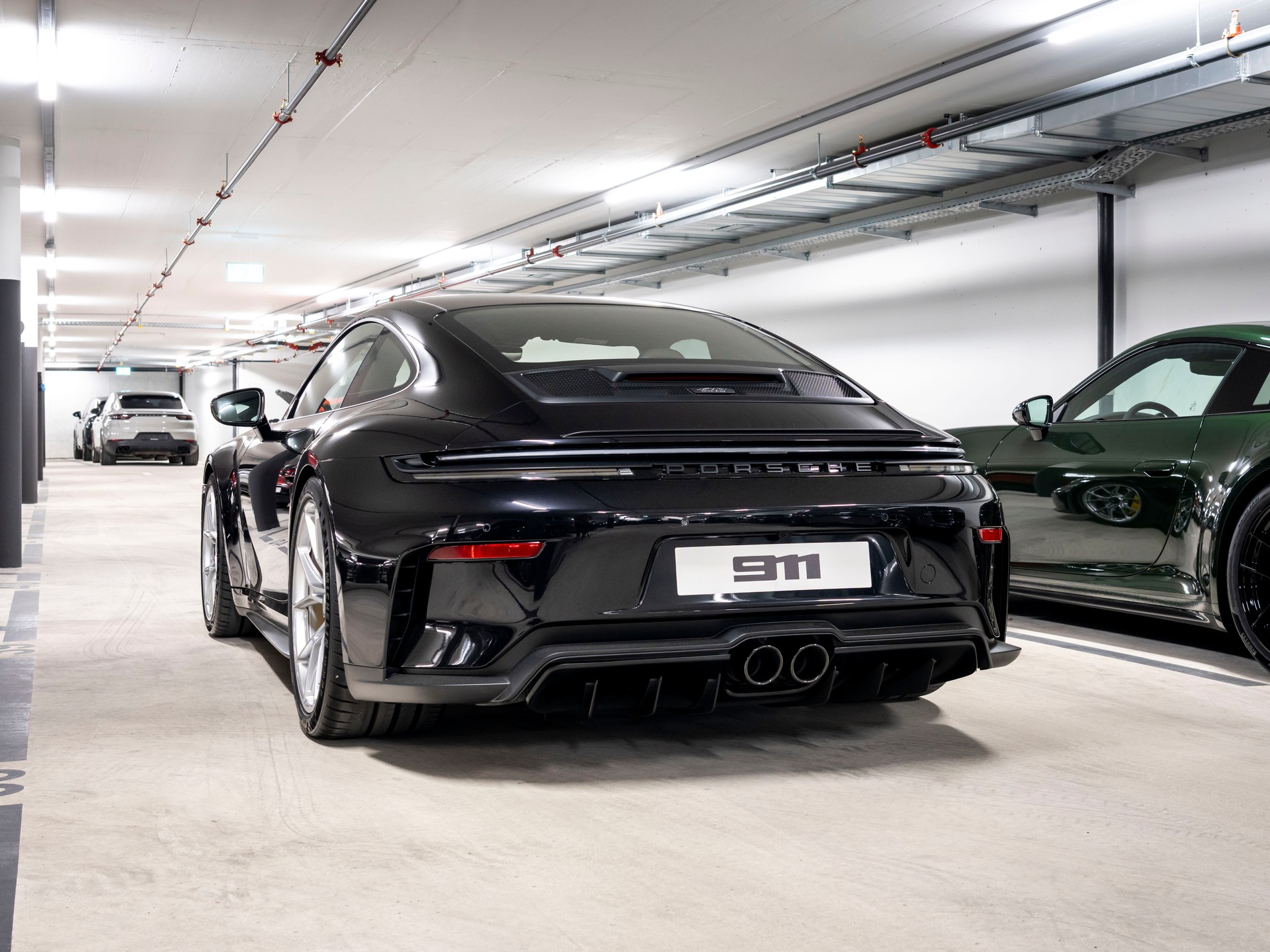 PORSCHE 911 Carrera GT3 PDK Touring-image-2