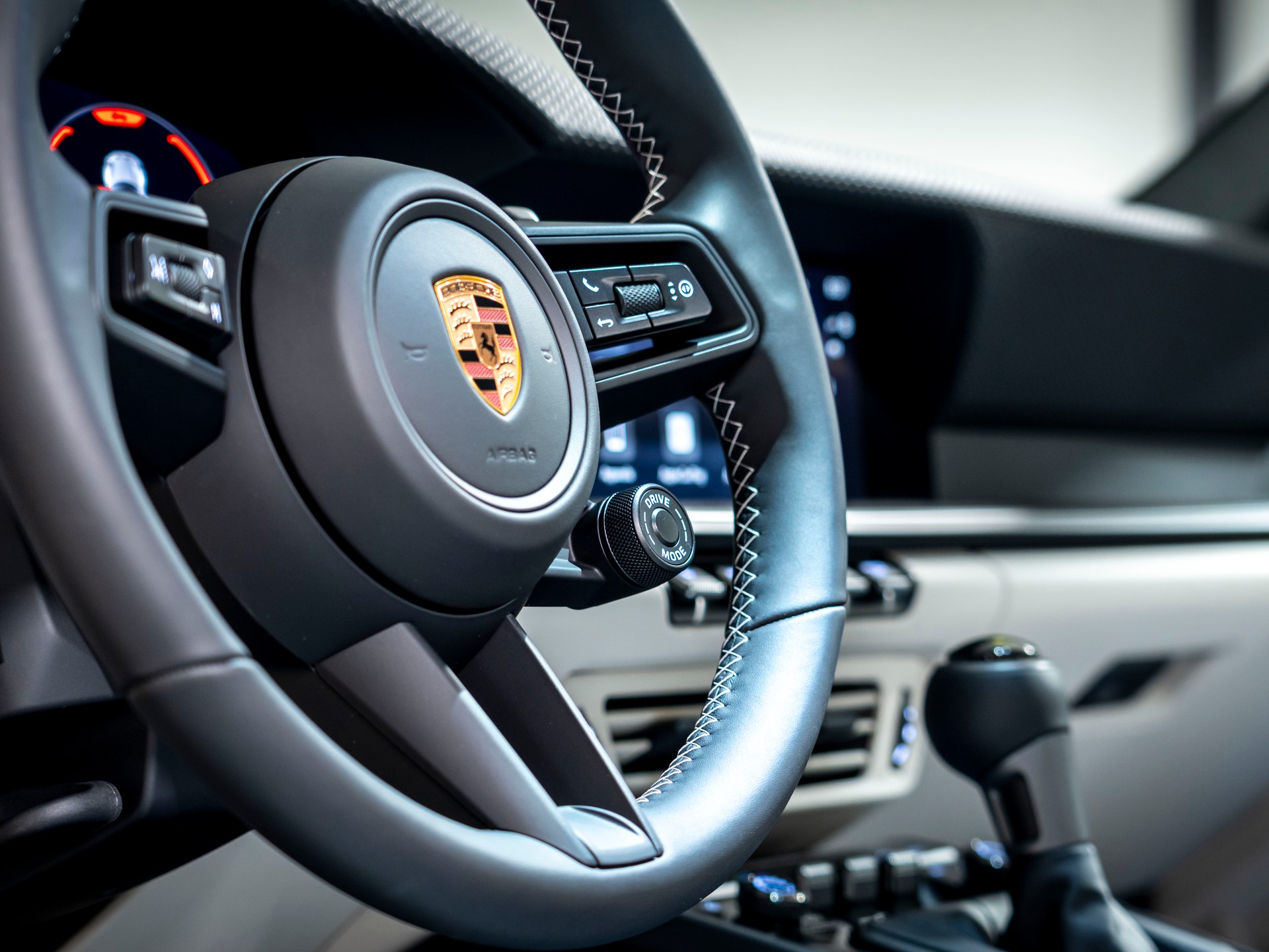 PORSCHE 911 Carrera GT3 PDK Touring-image-21