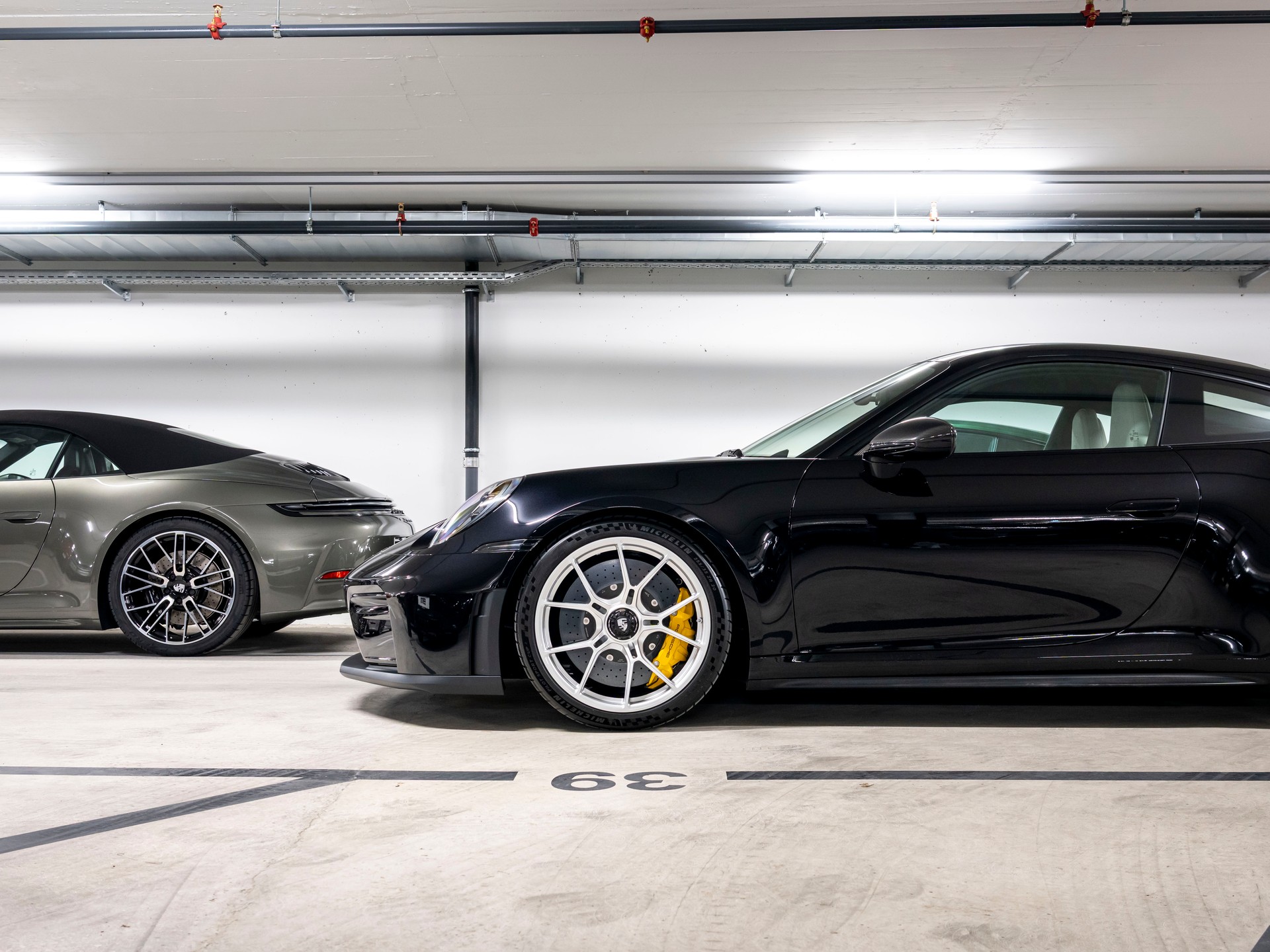 PORSCHE 911 Carrera GT3 PDK Touring-image-3