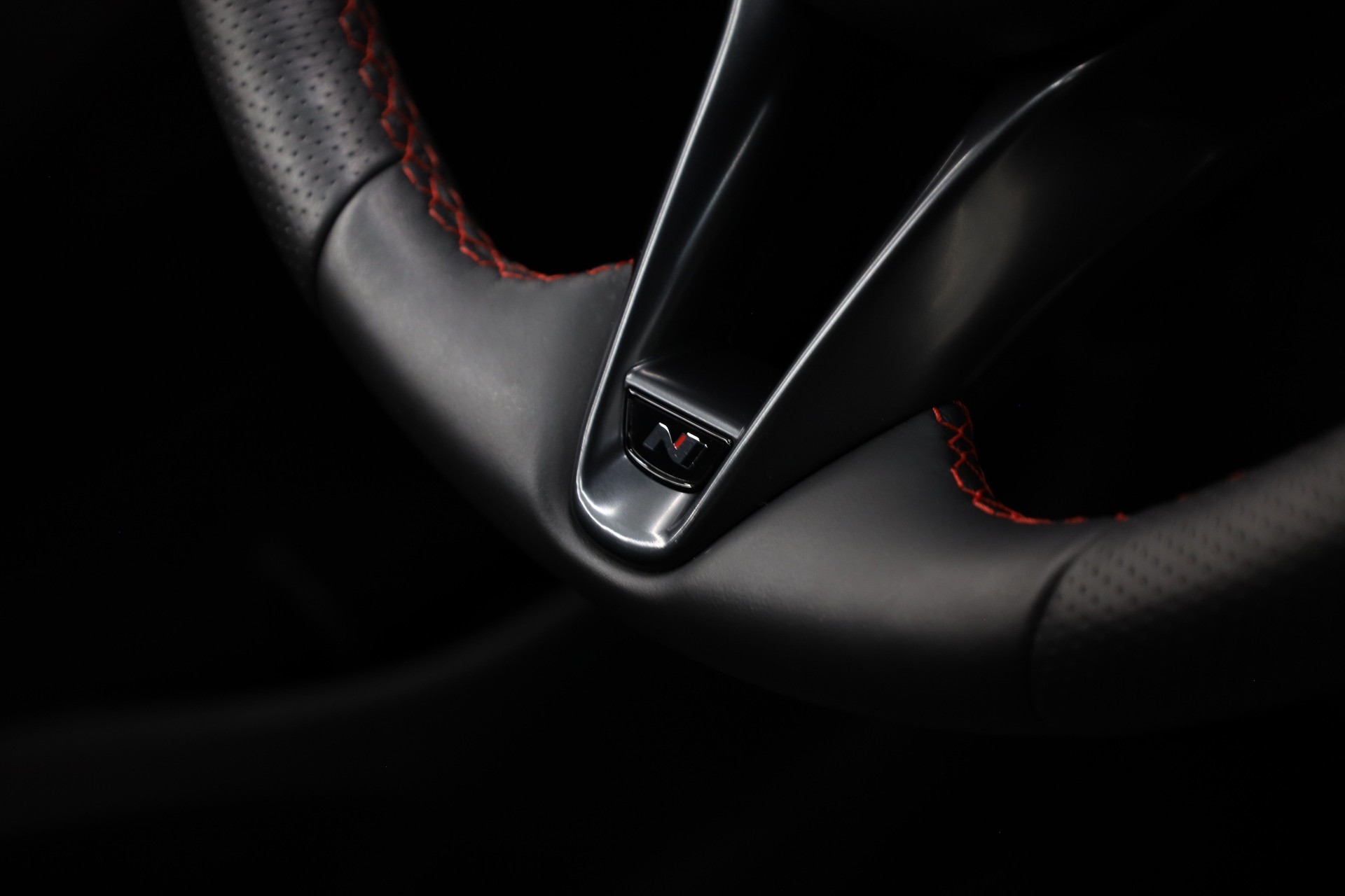 HYUNDAI i30 1.5 T-GDi N-Line-image-22