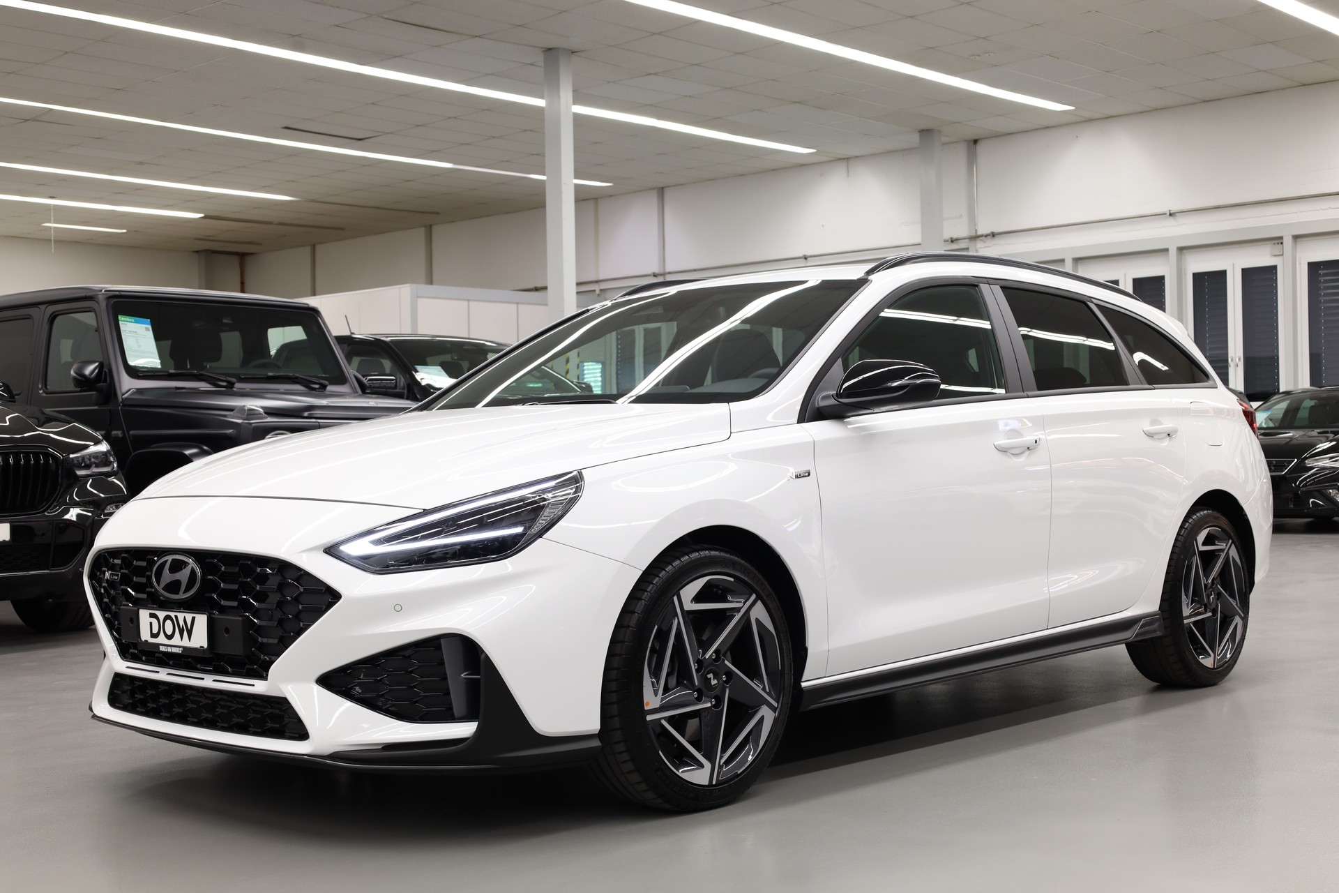 HYUNDAI i30 1.5 T-GDi N-Line-showroom-element-2