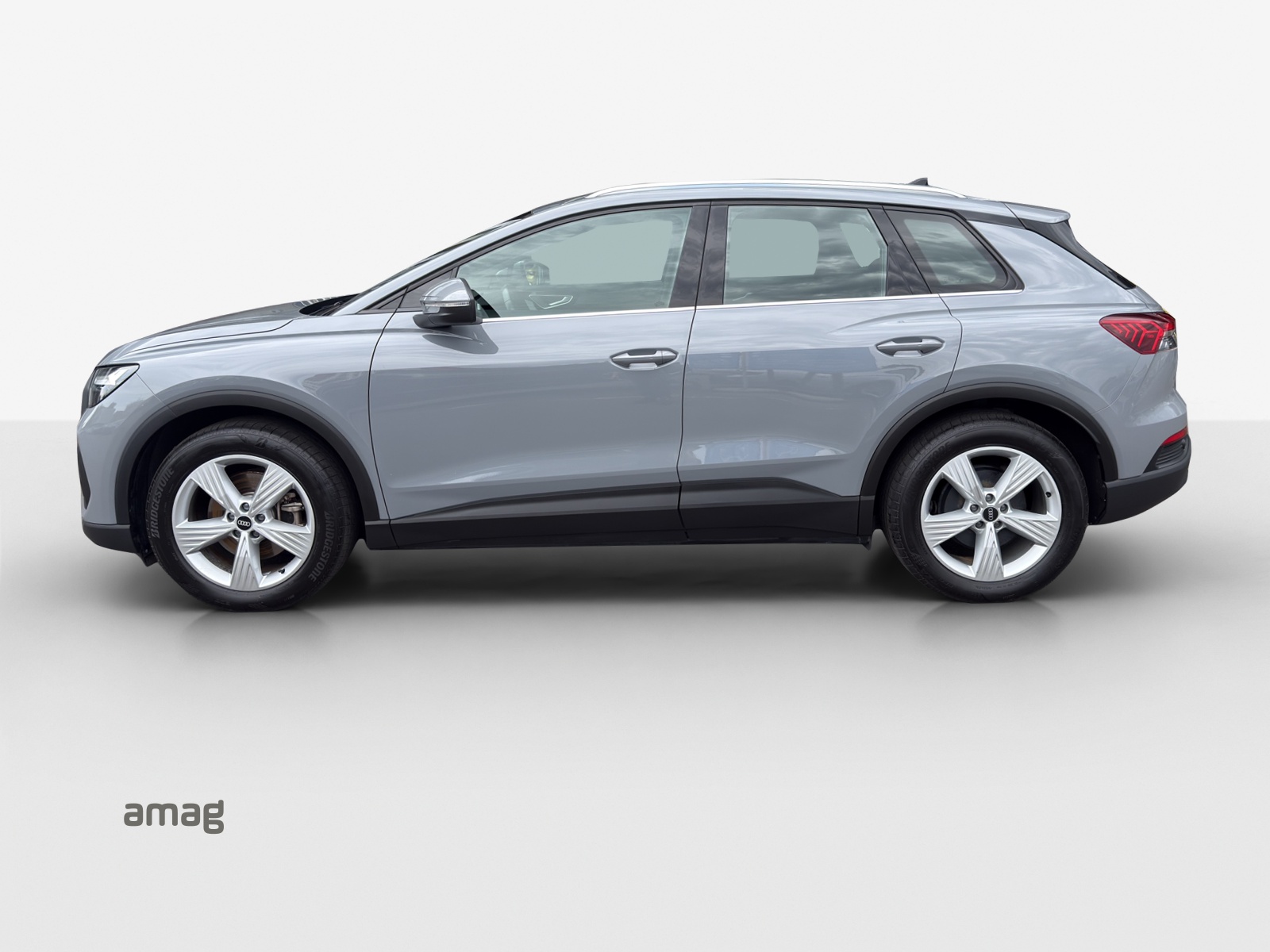 AUDI Q4 e-tron 35-image-1
