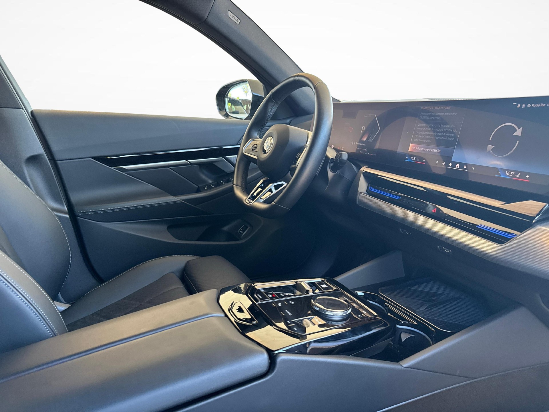 BMW 520d xDrive paddles Touring-image-9