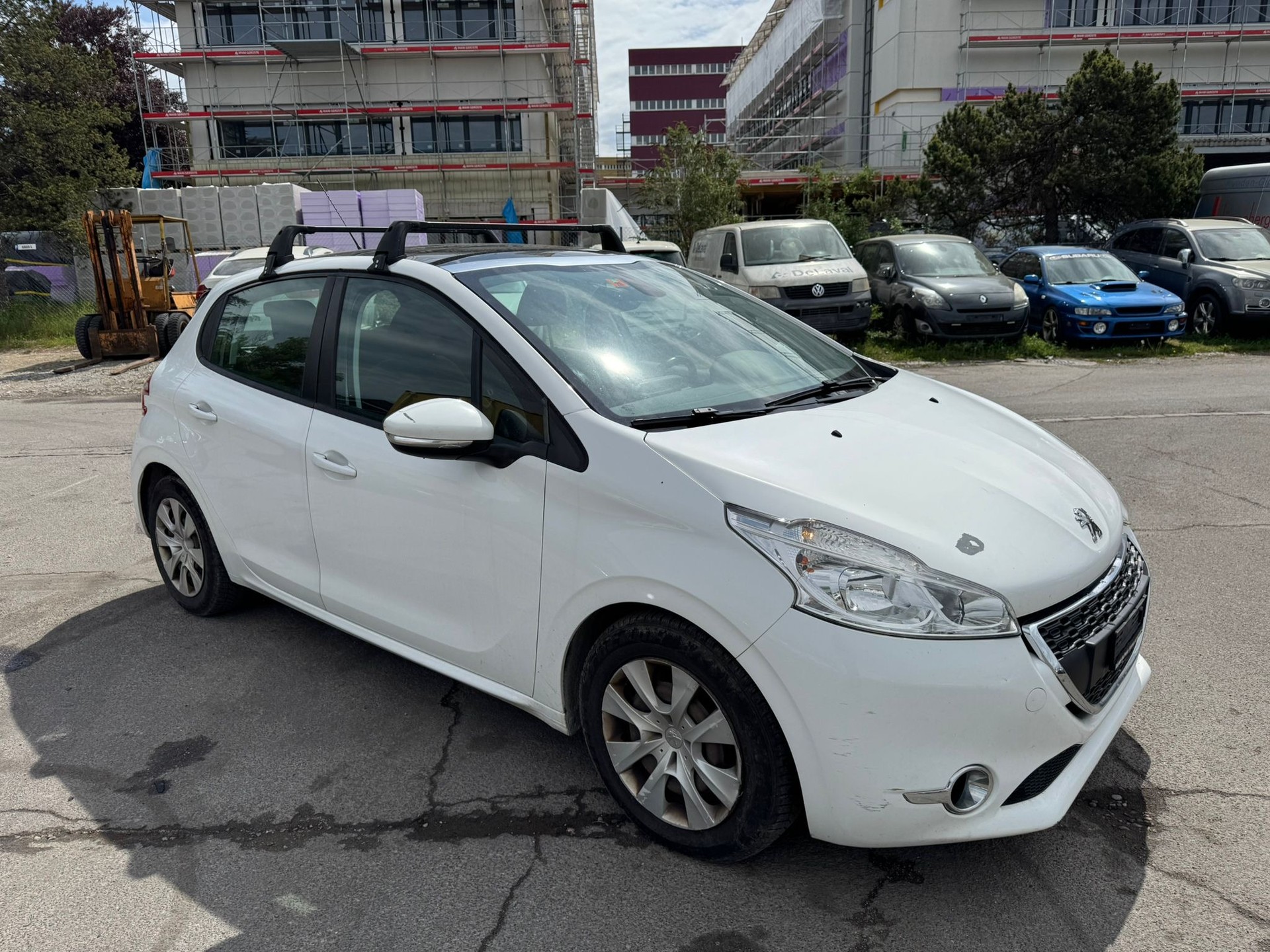 PEUGEOT 208 1.6 BlueHDi Active-image-6