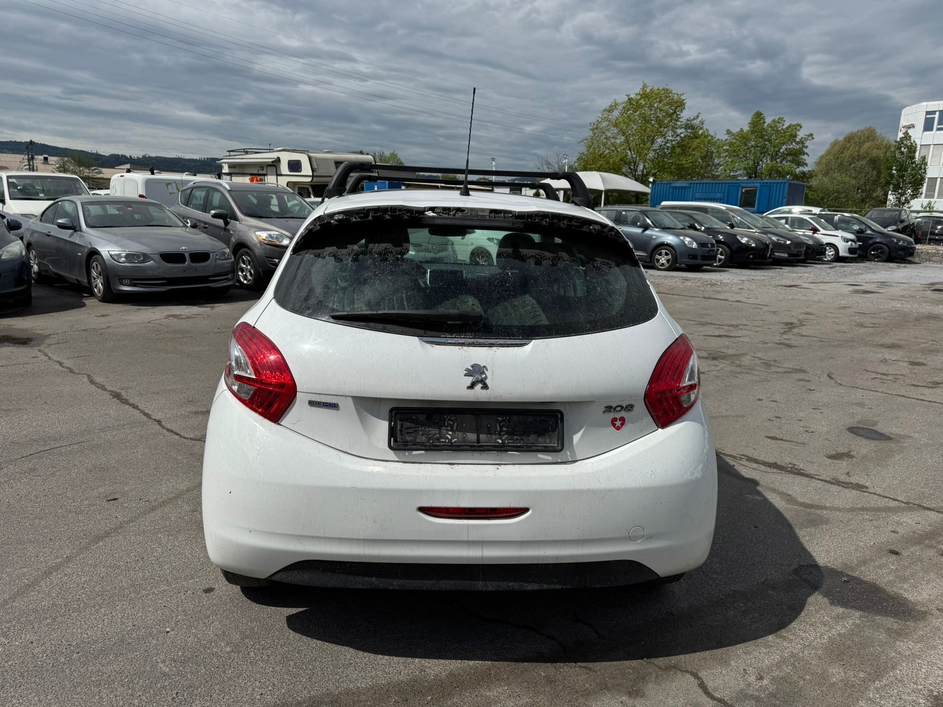 PEUGEOT 208 1.6 BlueHDi Active-image-7
