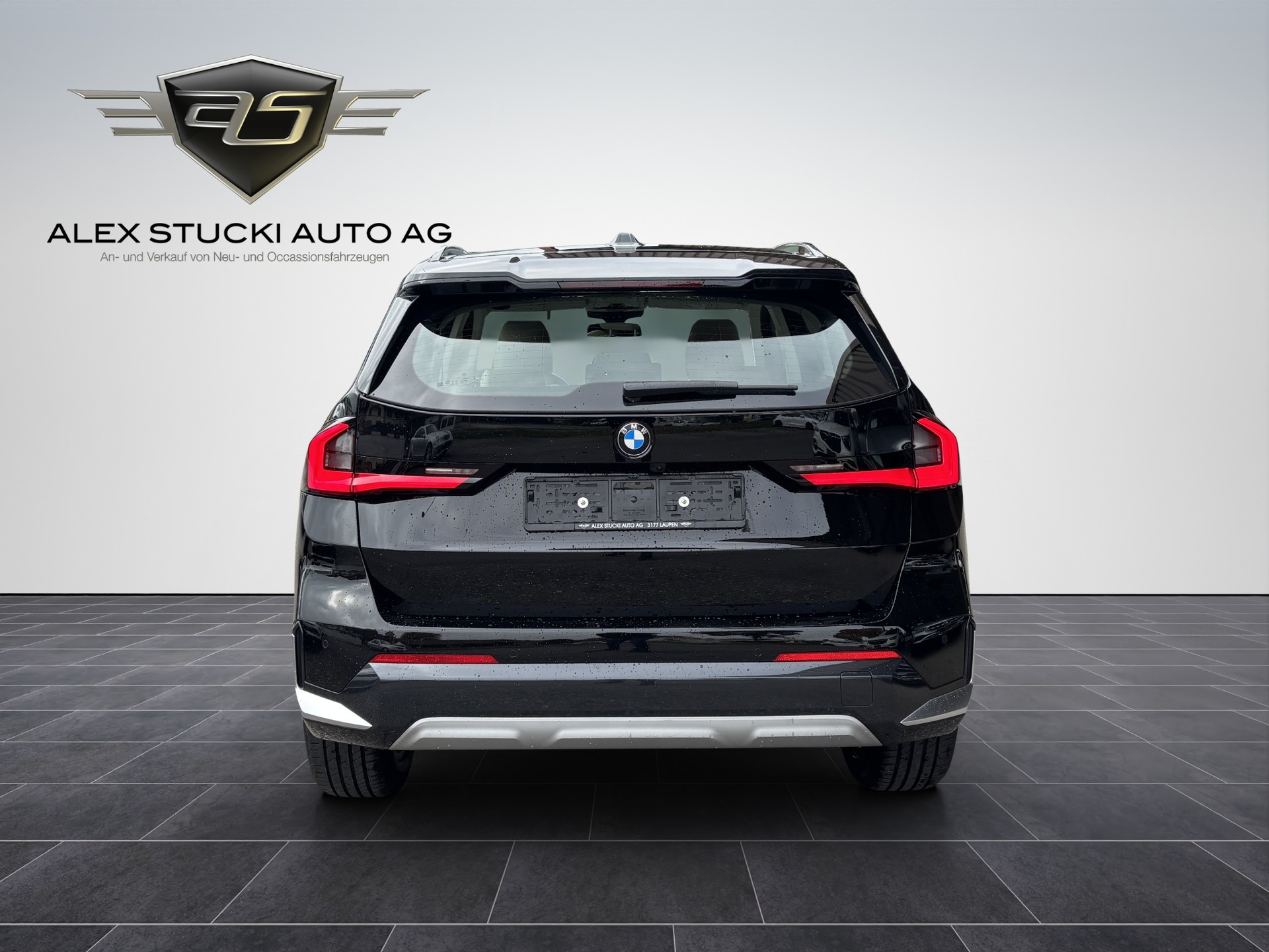BMW X1 sDrive 18d xLine-image-5