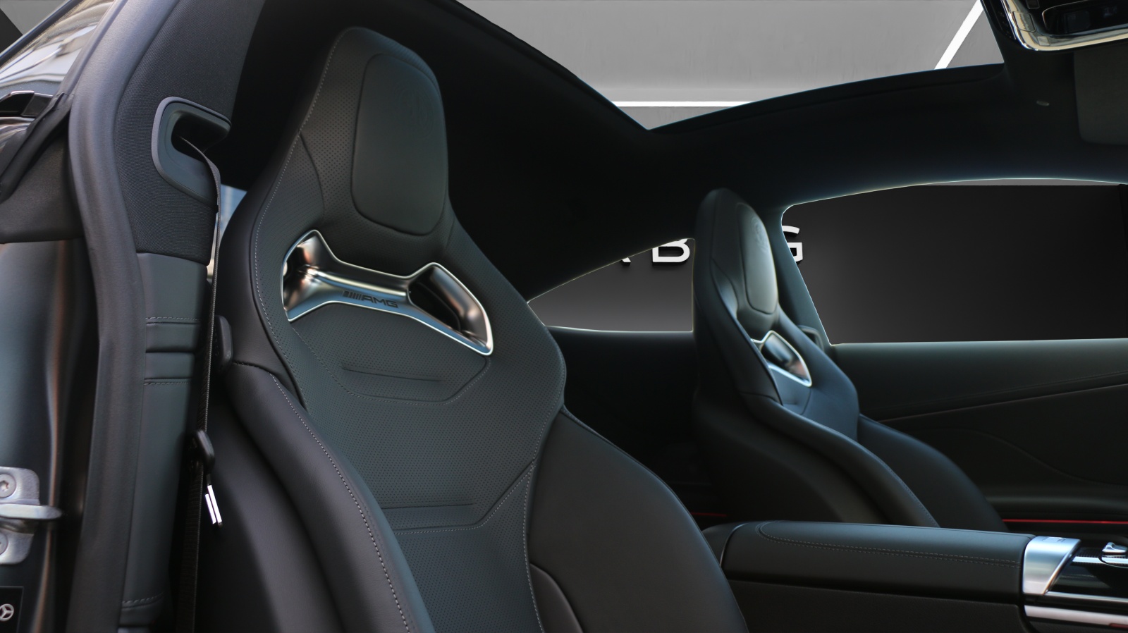 MERCEDES-BENZ AMG CLE 53 4MATIC+ Coupé-image-7