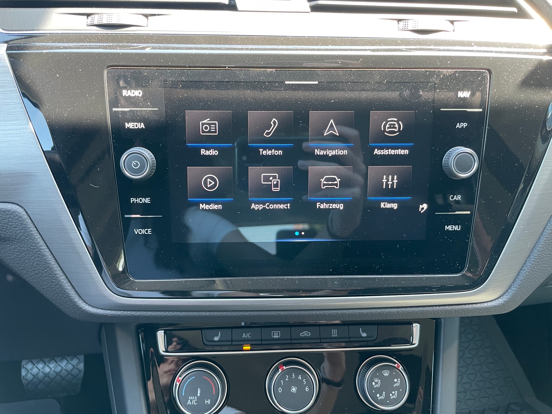 VW Touran 1.5 TSI EVO Comfortline DSG, 7-Sitzer, AHK und Standheizung-image-28
