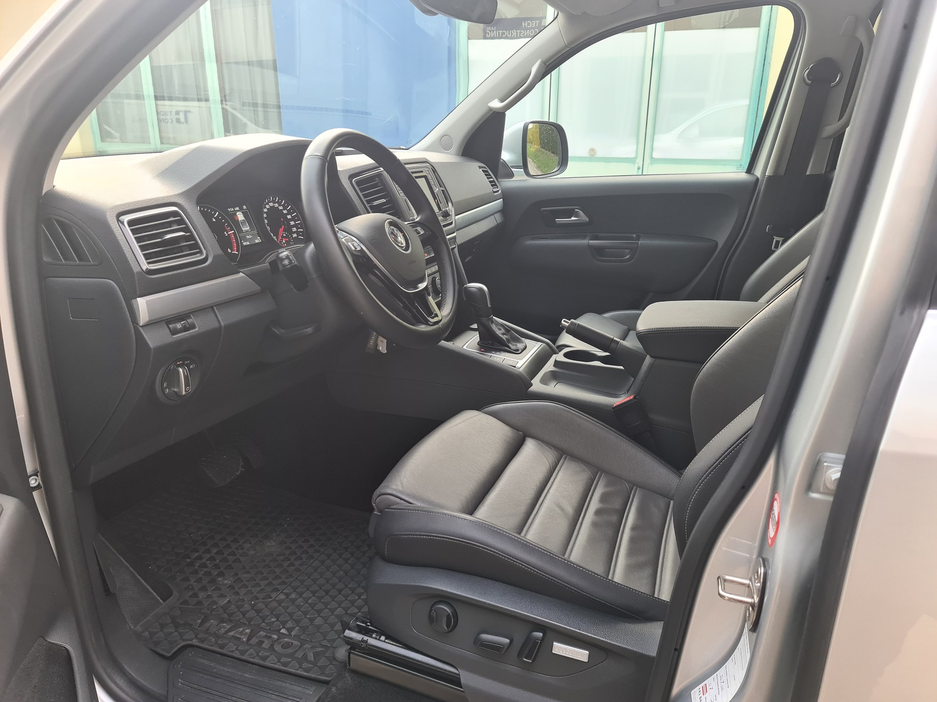 VW Amarok 3.0TDI Highline 4Motion Automatic-image-11