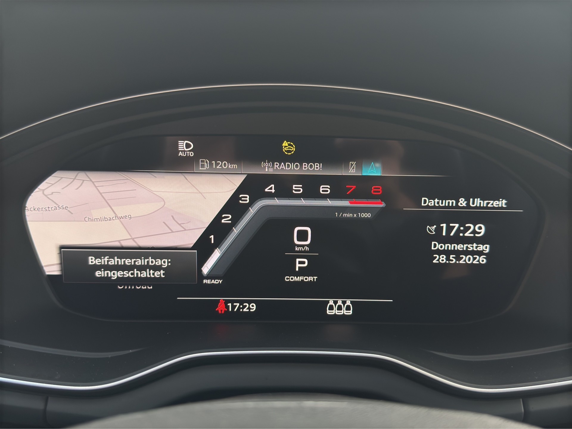 AUDI Q5 Sportback 45 TFSI S line quattro Schwarz Optik S-tronic-image-11