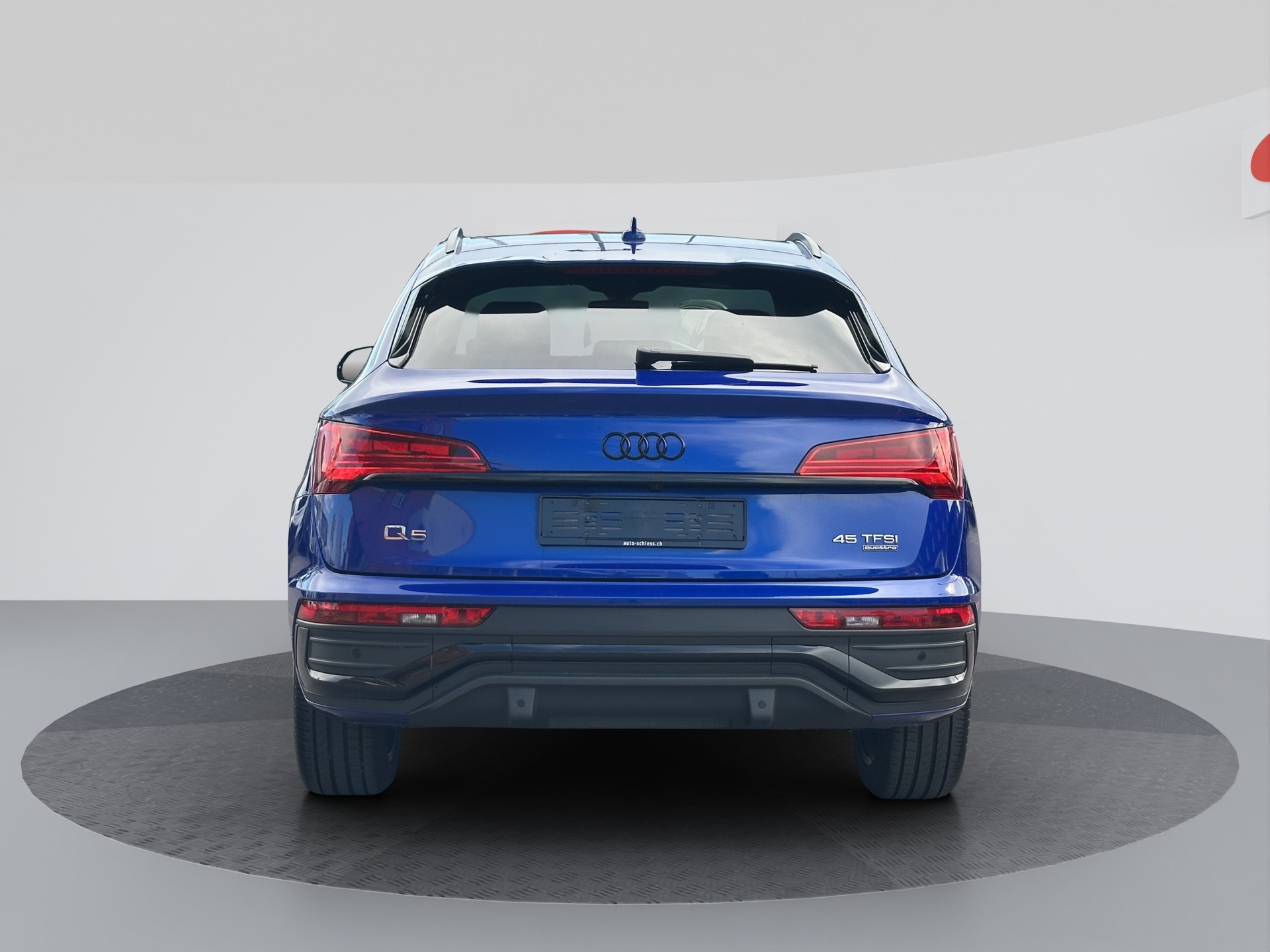AUDI Q5 Sportback 45 TFSI S line quattro Schwarz Optik S-tronic-image-3