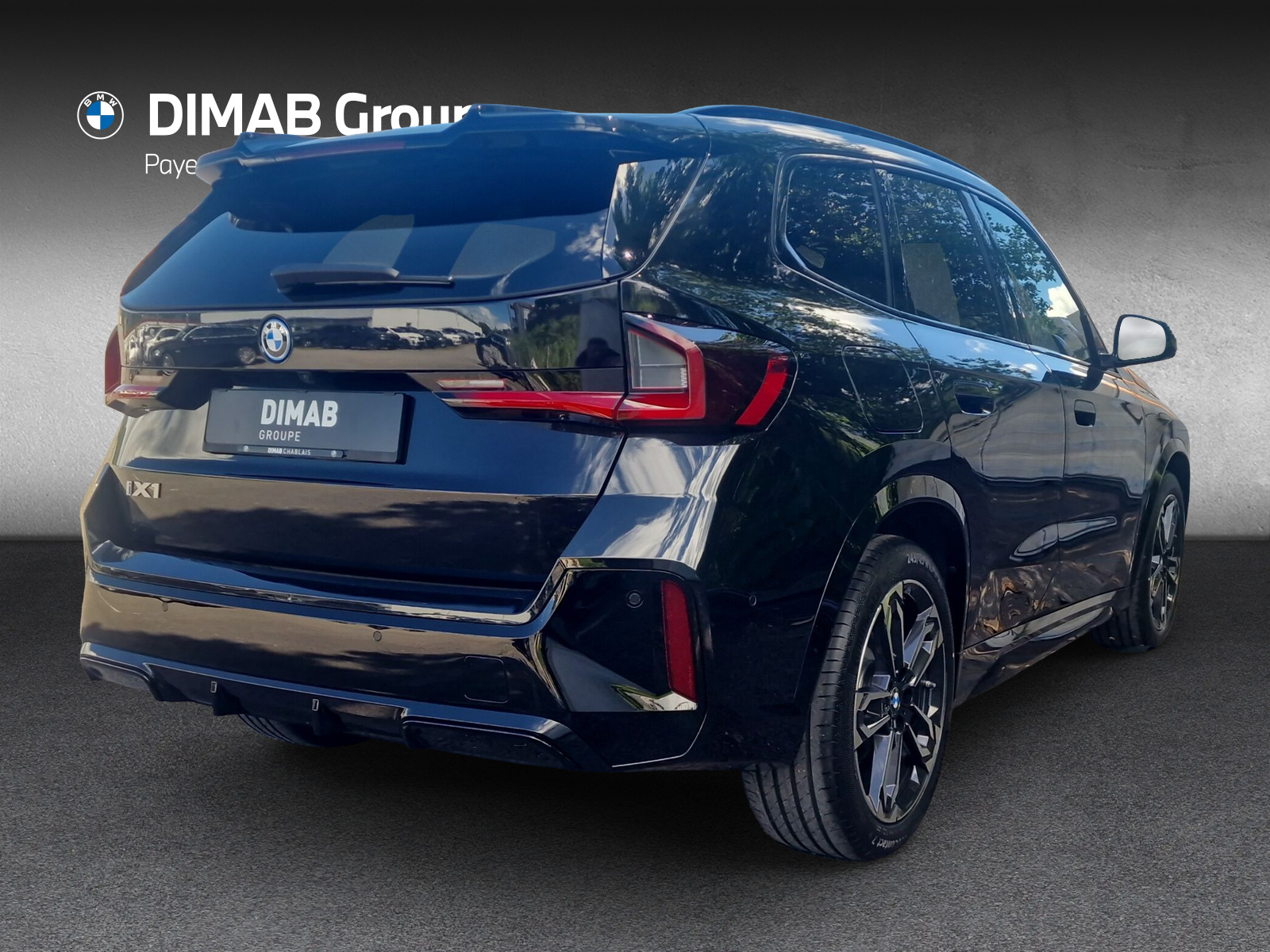 BMW iX1 xDrive 30 M Sport Pro-image-4