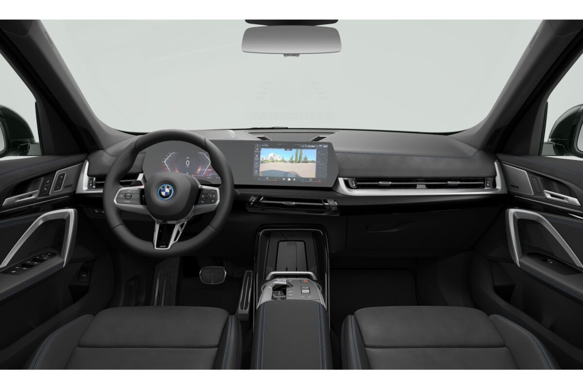 BMW iX1 xDrive 30 M Sport Pro-showroom-element-3