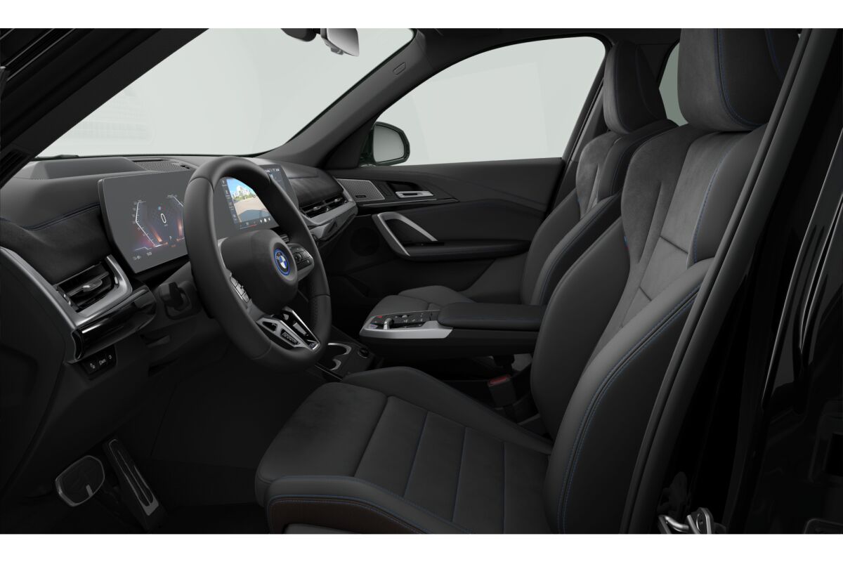 BMW iX1 xDrive 30 M Sport Pro-showroom-element-2