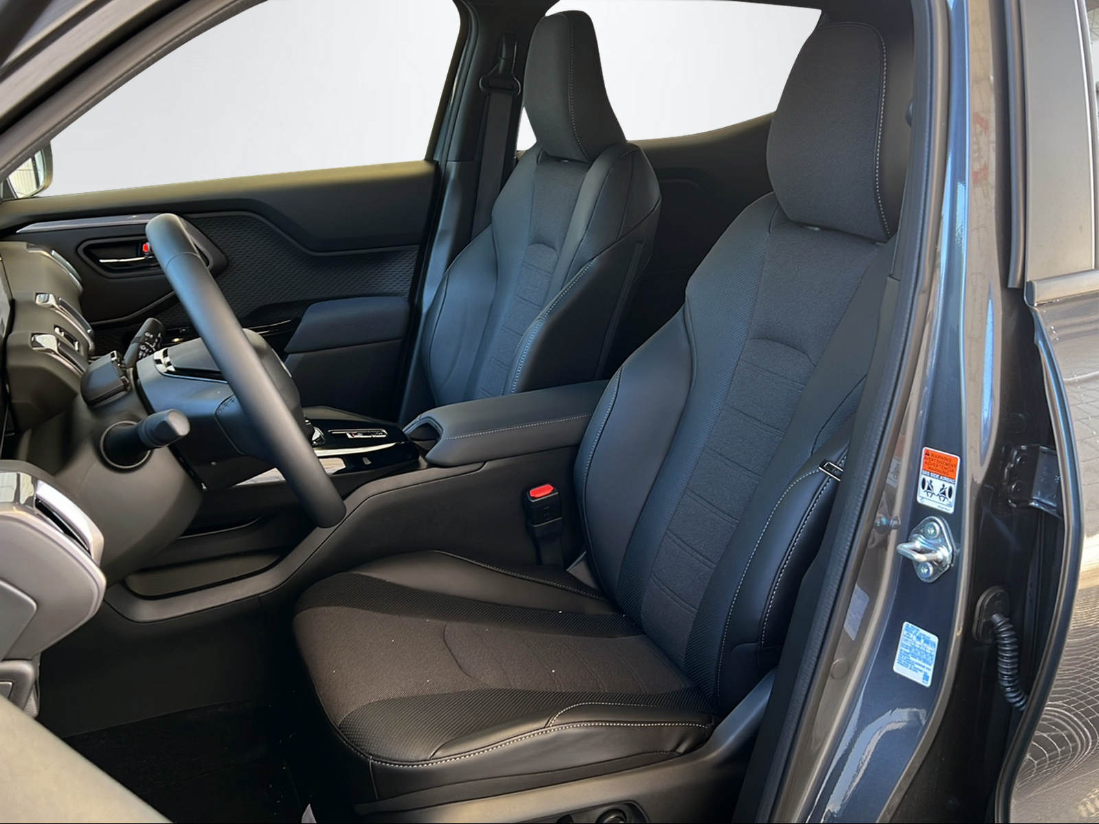 TOYOTA Urban Cruiser Premium AWD-image-14