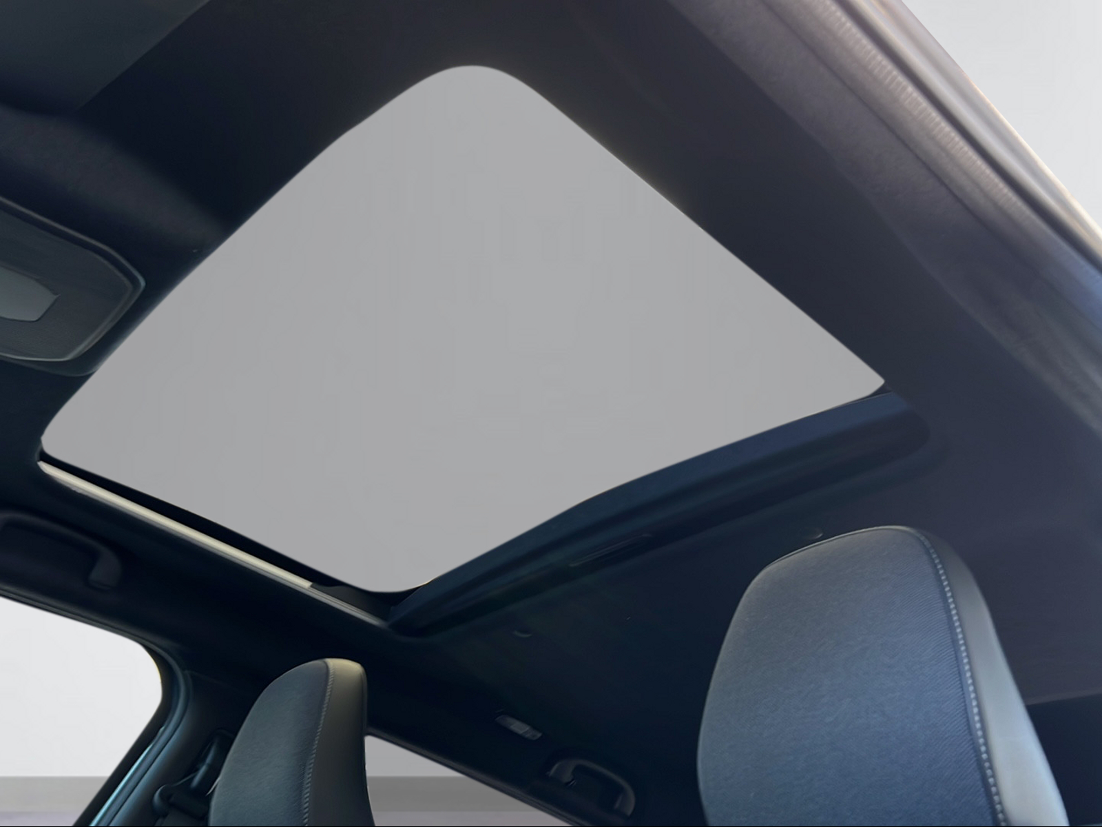 TOYOTA Urban Cruiser Premium AWD-image-15