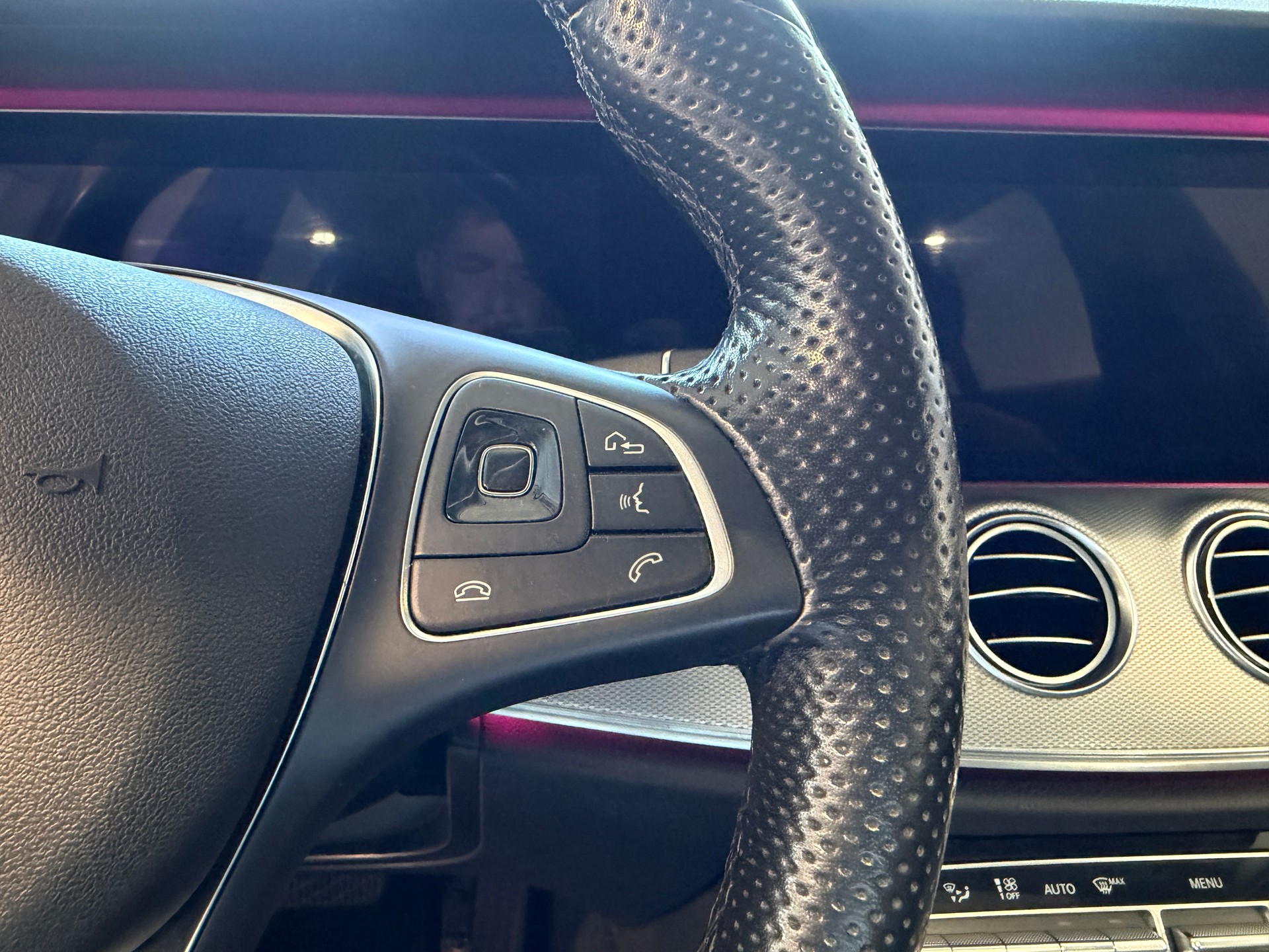 MERCEDES-BENZ E 350 d Avantgarde 9G-Tronic-image-15