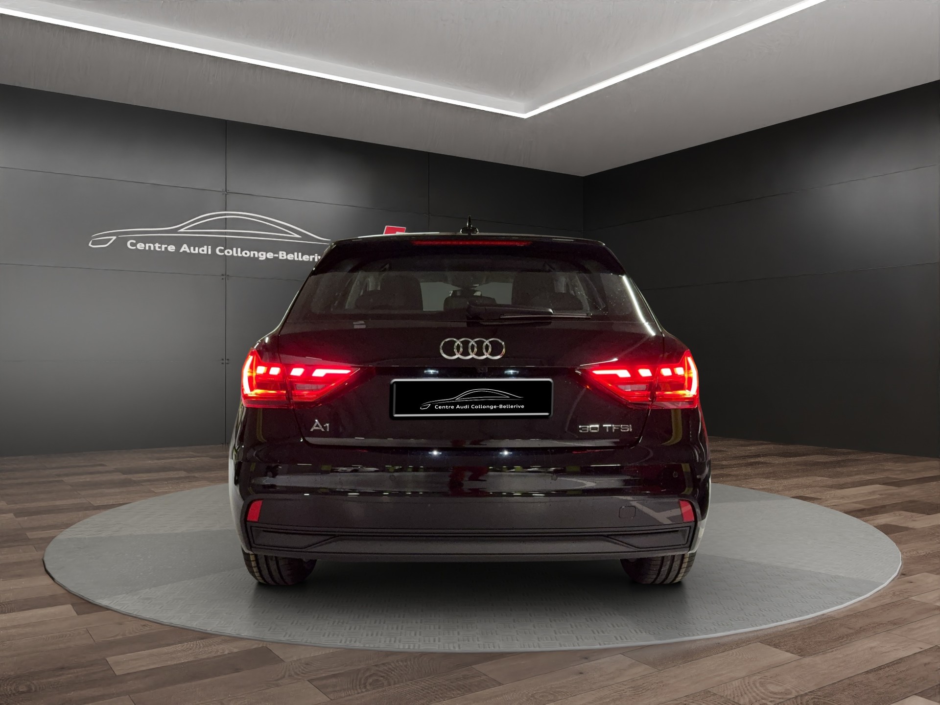 AUDI A1 Sportback 30 TFSI Attraction S-tronic-image-4