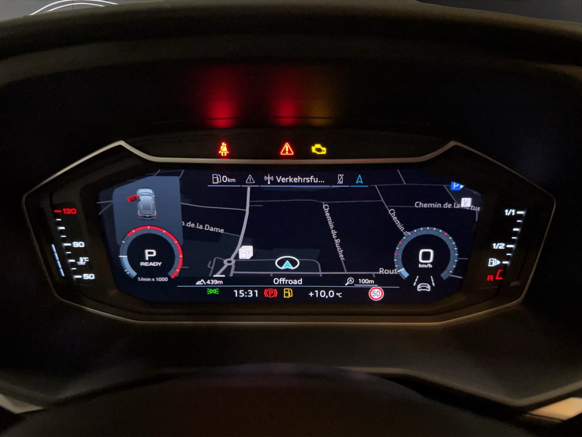 AUDI A1 Sportback 30 TFSI Attraction S-tronic-image-9