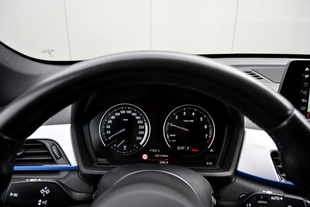 BMW X1 sDrive 18i Steptronic M Sport DSK-image-8