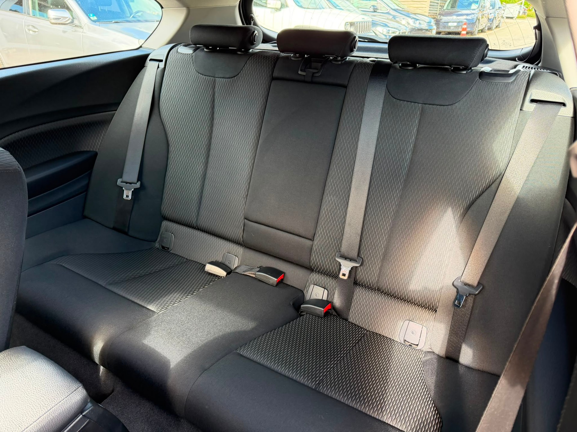 BMW 118i Steptronic-image-8