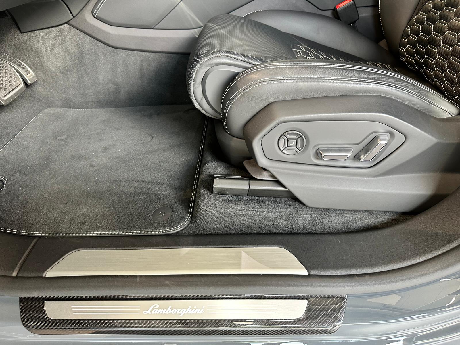LAMBORGHINI Urus E-Gear-image-11
