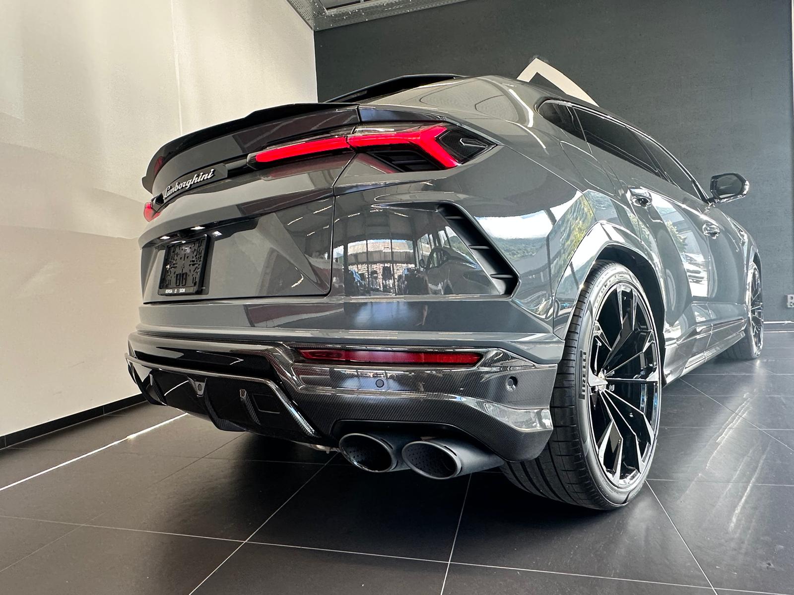 LAMBORGHINI Urus E-Gear-image-7