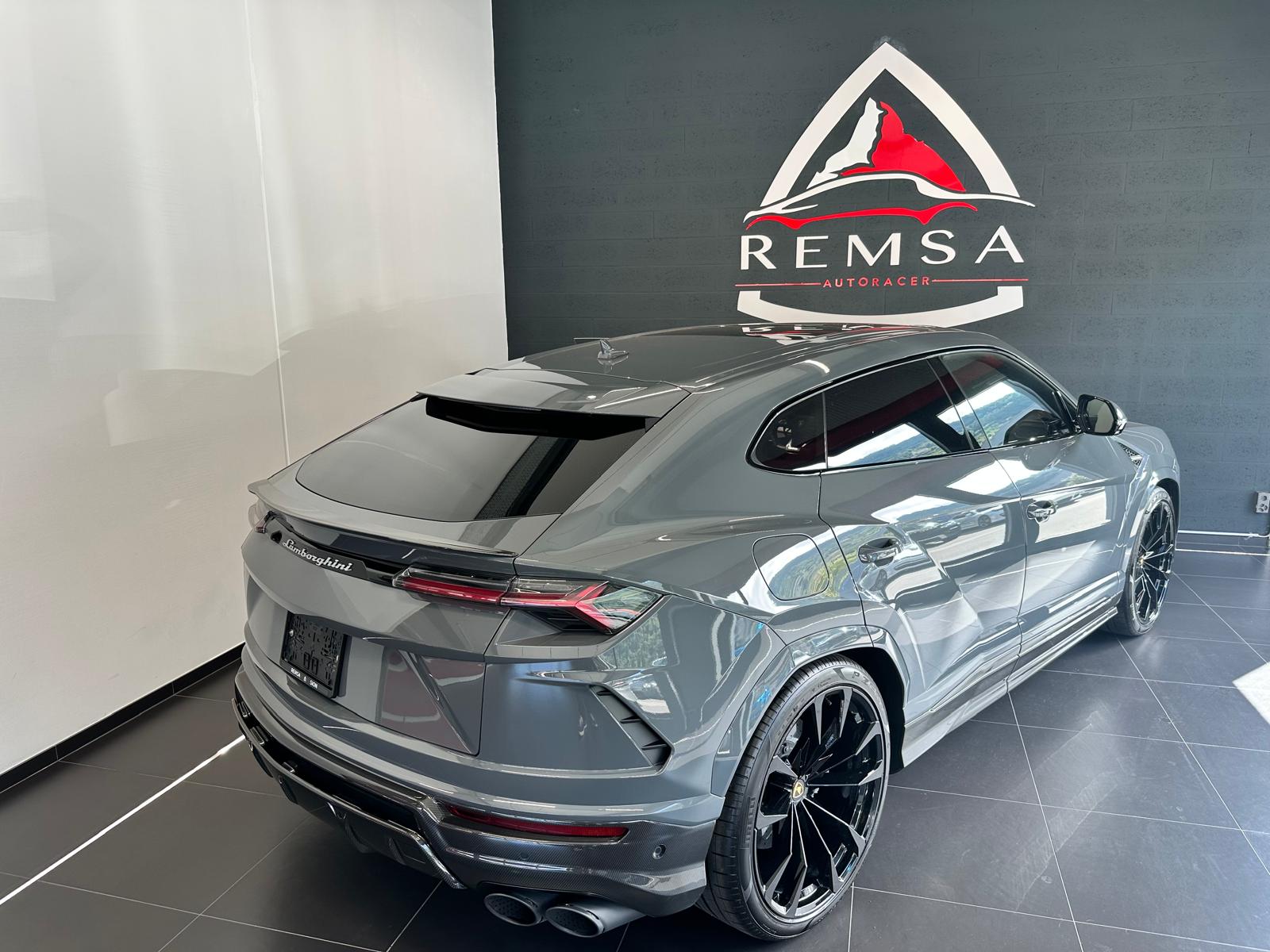LAMBORGHINI Urus E-Gear-image-5
