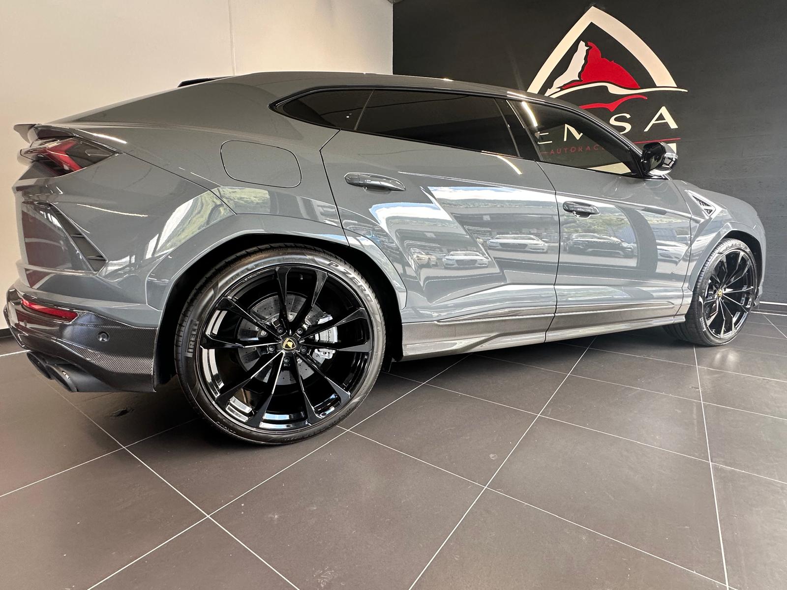 LAMBORGHINI Urus E-Gear-image-4