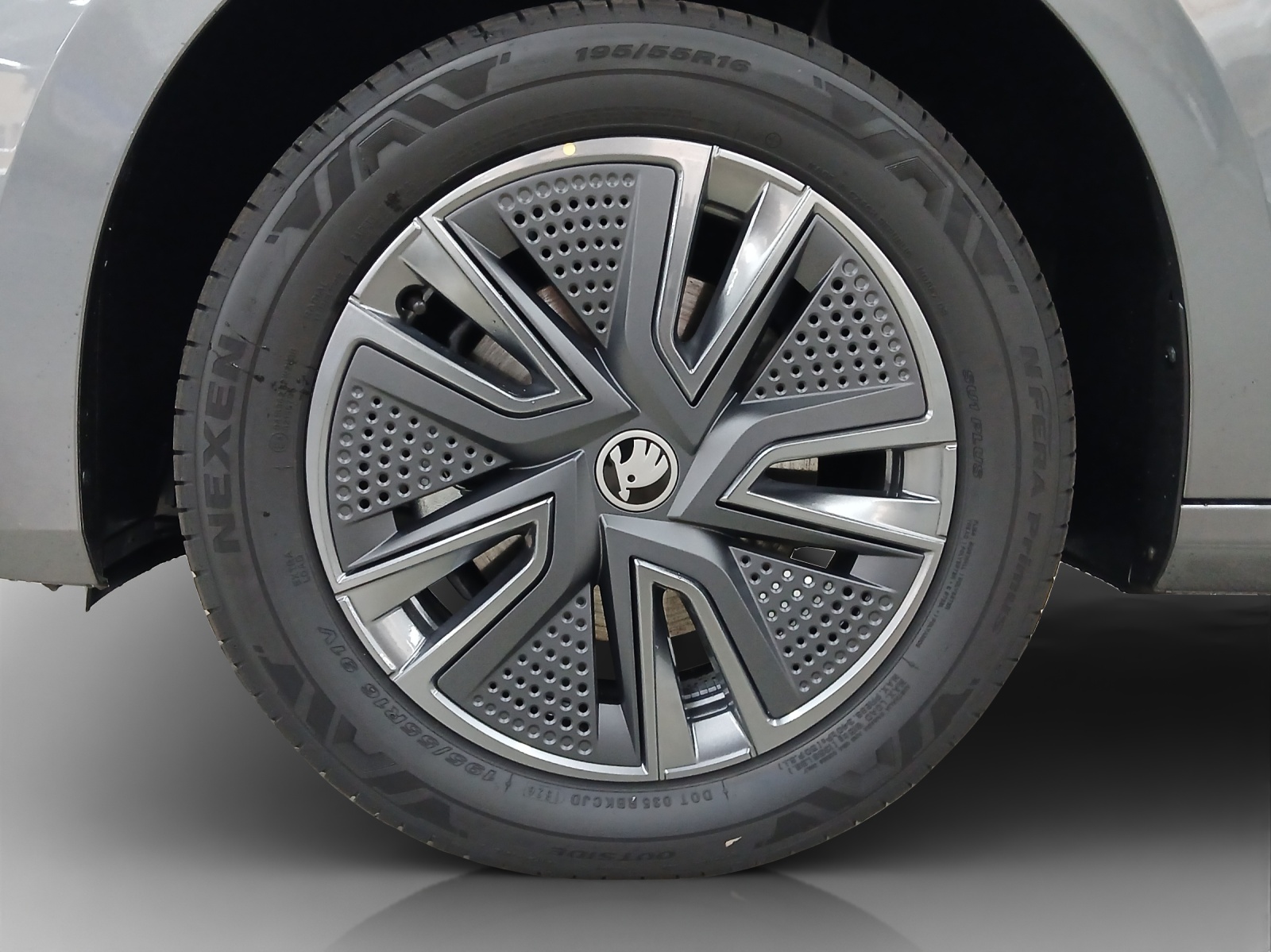 SKODA Fabia 1.0 TSI Dynamic DSG-image-15