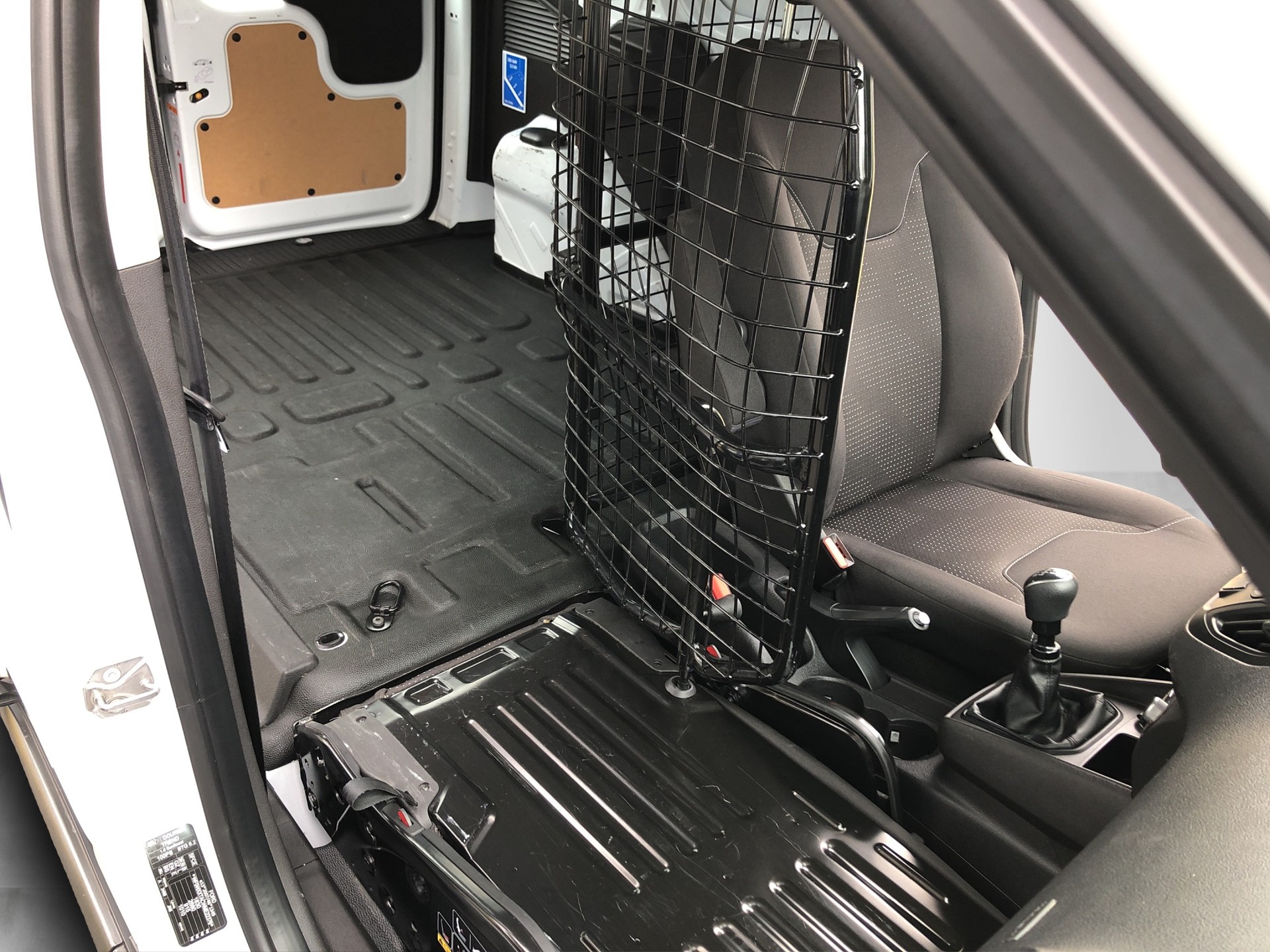 FORD Transit Courier Van 1.0 EcoBoost Trend-image-9