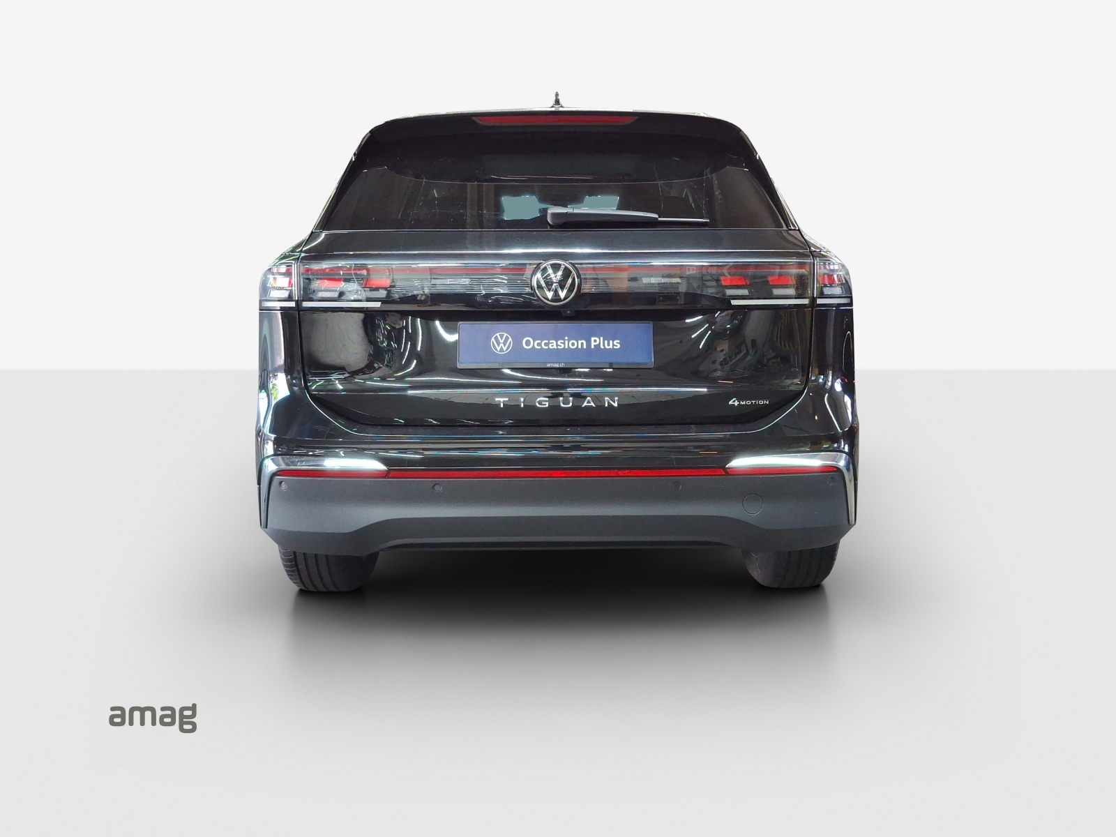 VW Tiguan 2.0 TSI DSG Elegance 4Motion-image-3