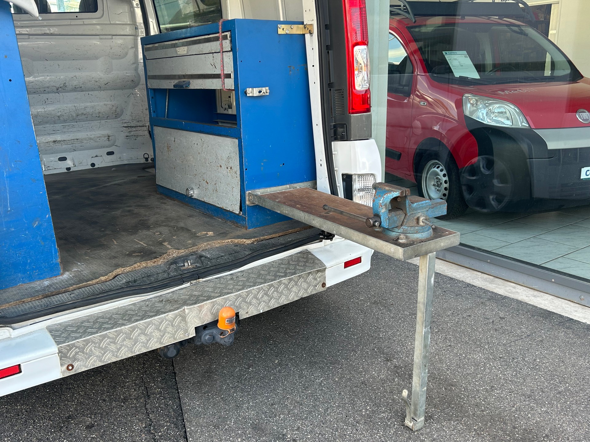 RENAULT Trafic 2.0 dCi 90 2.7t L1H1-image-5