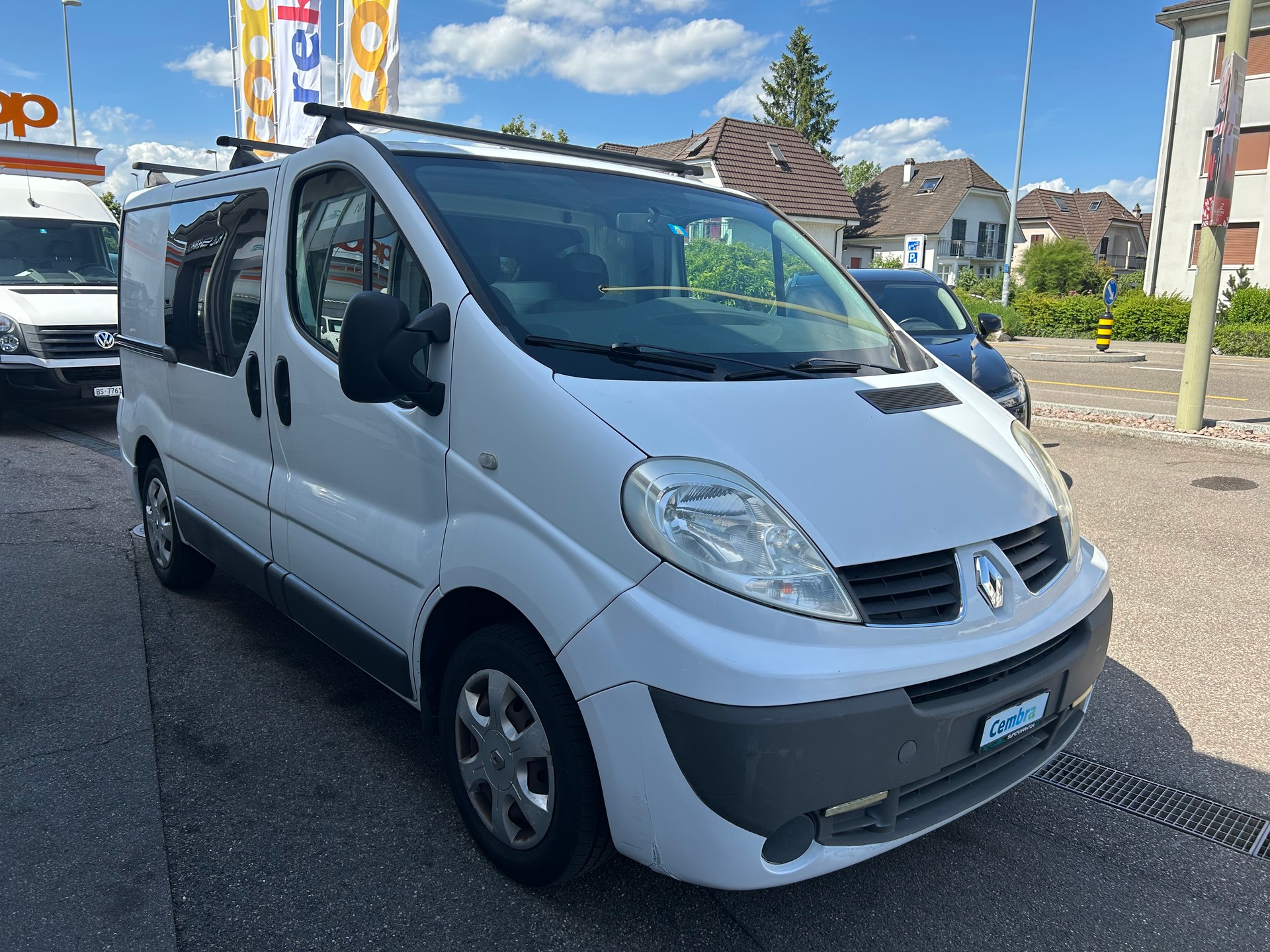 RENAULT Trafic 2.0 dCi 90 2.7t L1H1-image-10