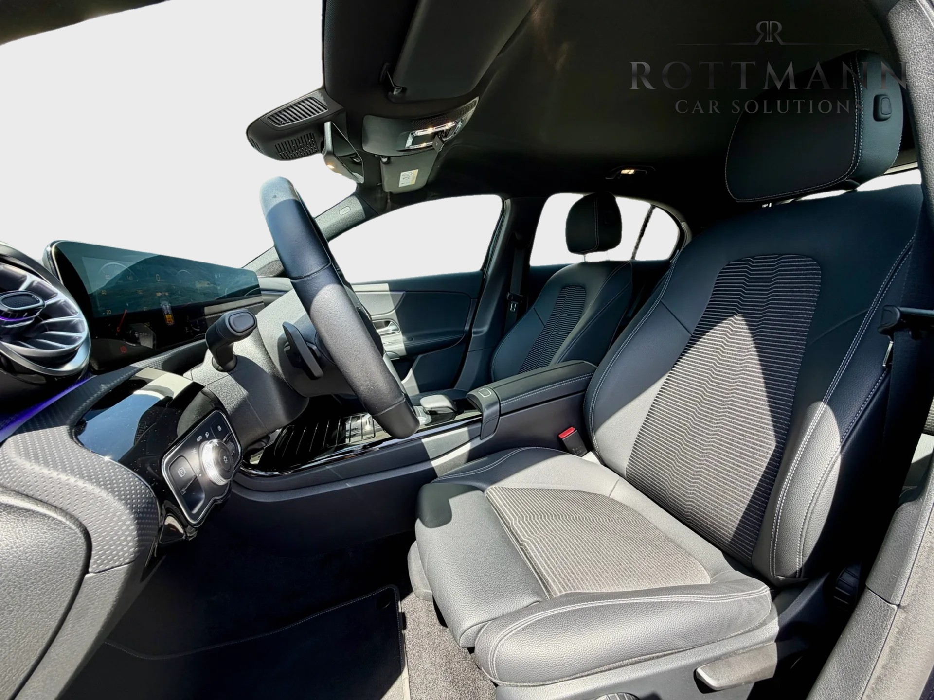 MERCEDES-BENZ A 180 Progressive 7G-DCT-image-8