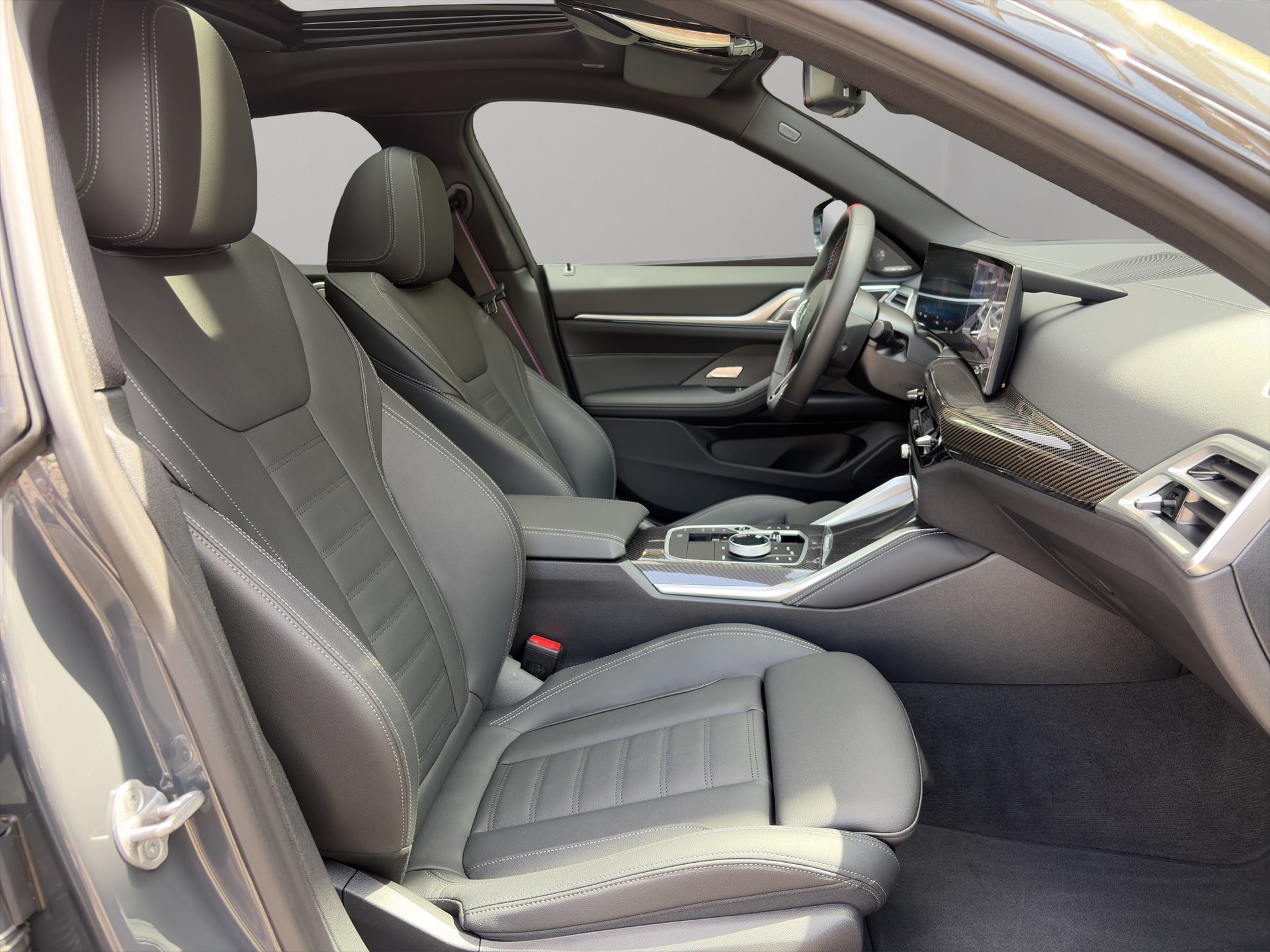 BMW i4 M50 M Sport Pro-image-19