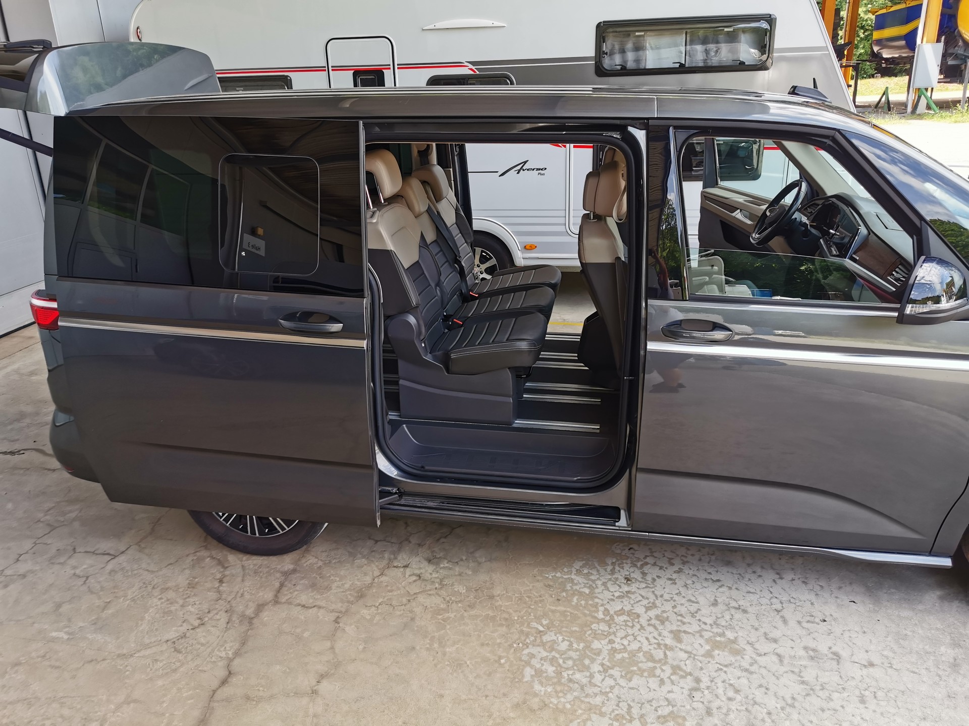 VW Multivan 1.4 eHybrid Style DSG-image-8
