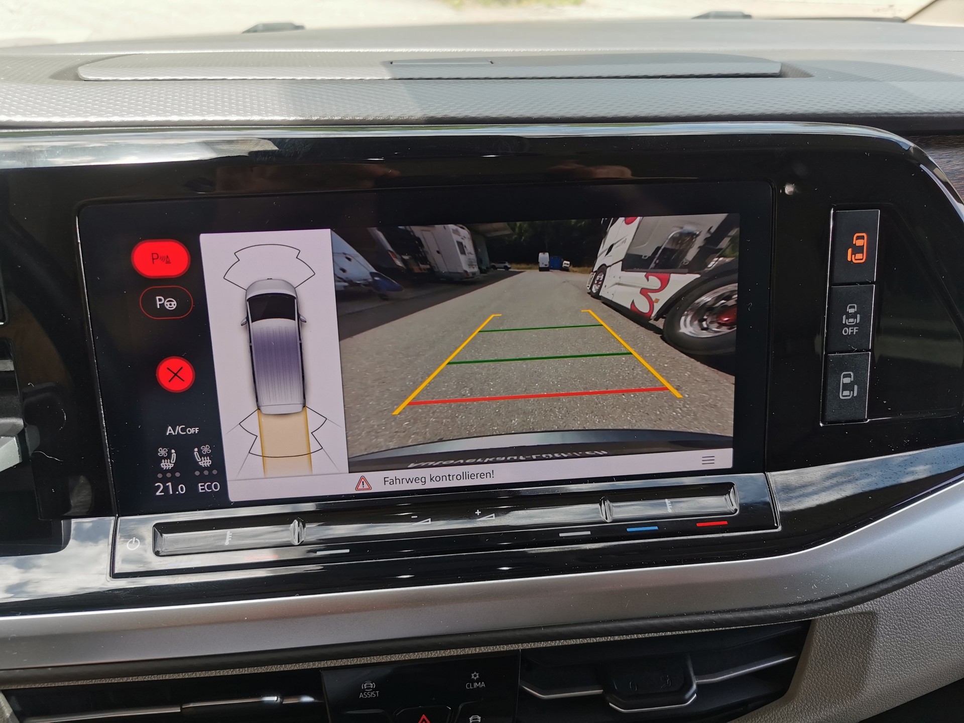 VW Multivan 1.4 eHybrid Style DSG-image-13