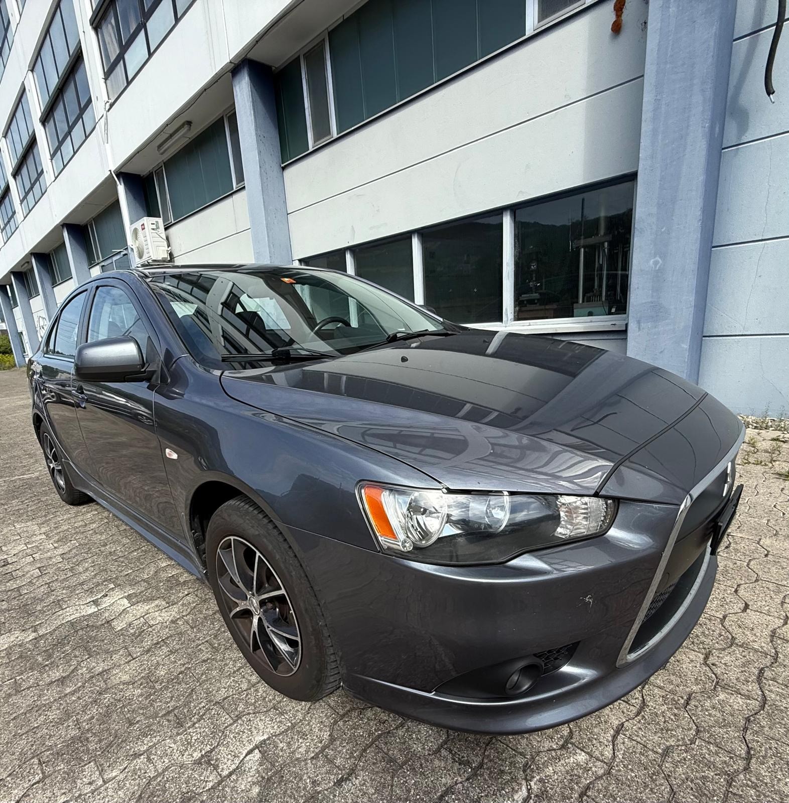 MITSUBISHI Lancer Sportback 1.8 Instyle CVT-image-0