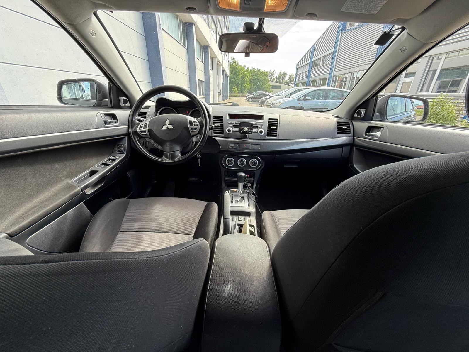 MITSUBISHI Lancer Sportback 1.8 Instyle CVT-image-7