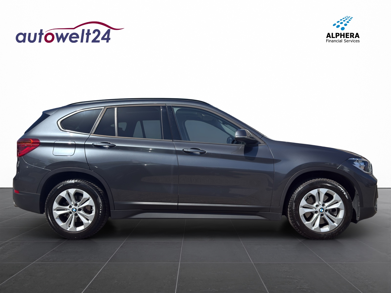 BMW X1 xDrive 20d Travel Edition Steptronic-showroom-element-3
