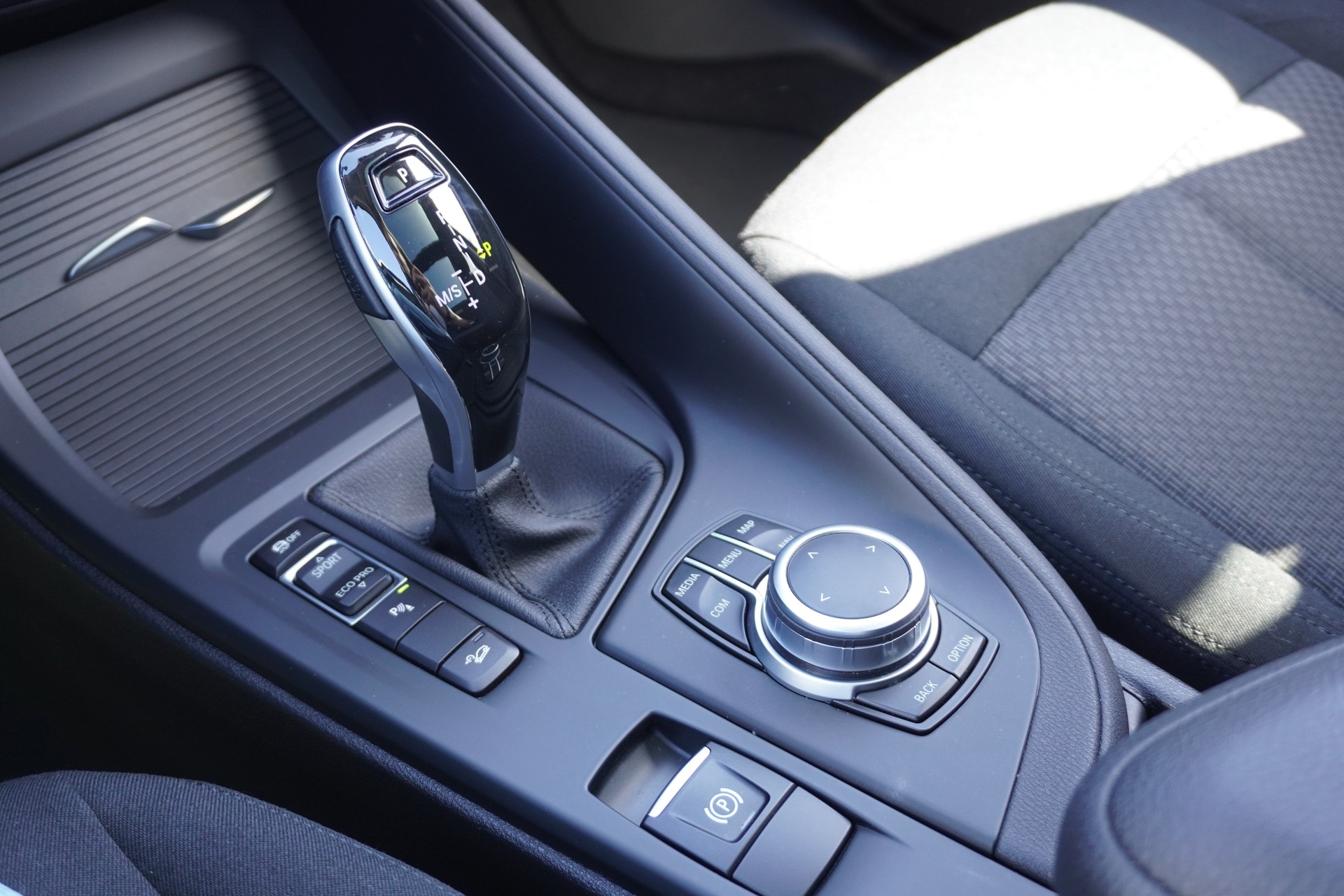BMW X1 xDrive 20d Travel Edition Steptronic-image-17