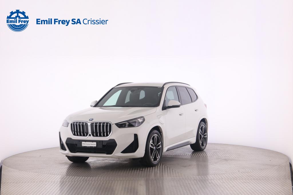 BMW X1 30e xDrive paddles-image-0