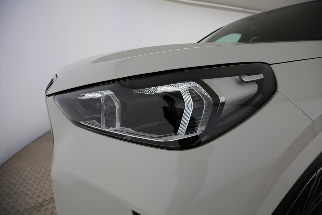 BMW X1 30e xDrive paddles-image-15