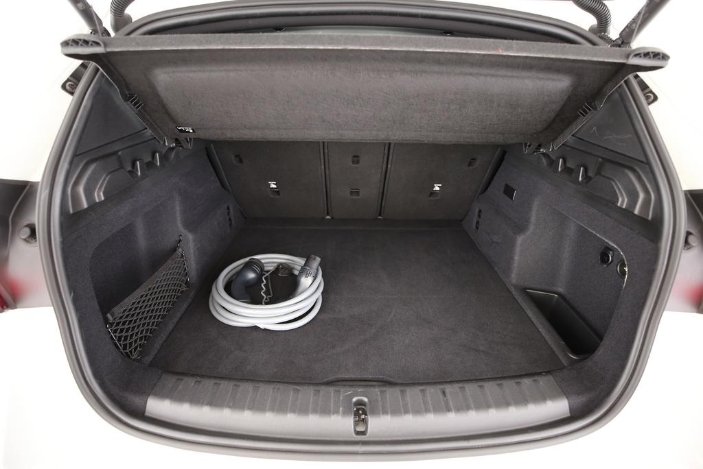 BMW X1 30e xDrive paddles-image-14