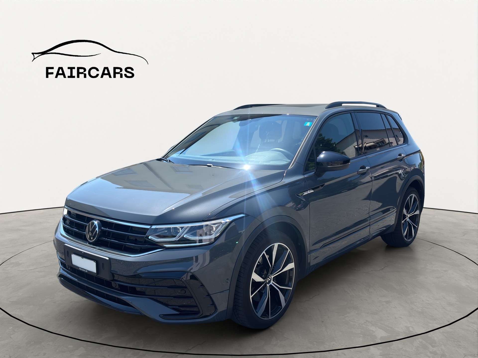 VW Tiguan 2.0TSI R-Line 4Motion DSG-image-1